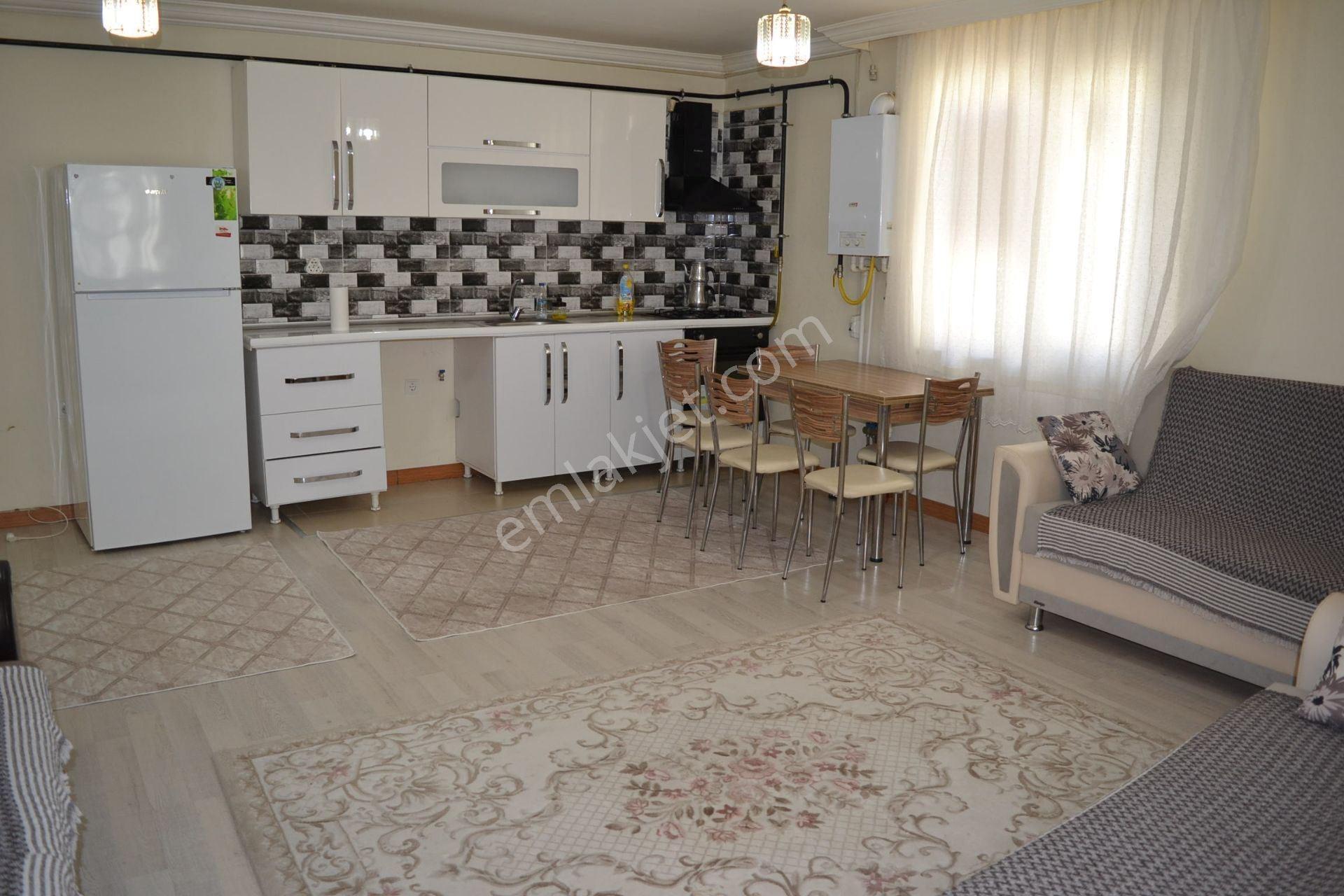 Lüleburgaz Çarşı Merkezde Satılık 1+1 Eşyalı Daire