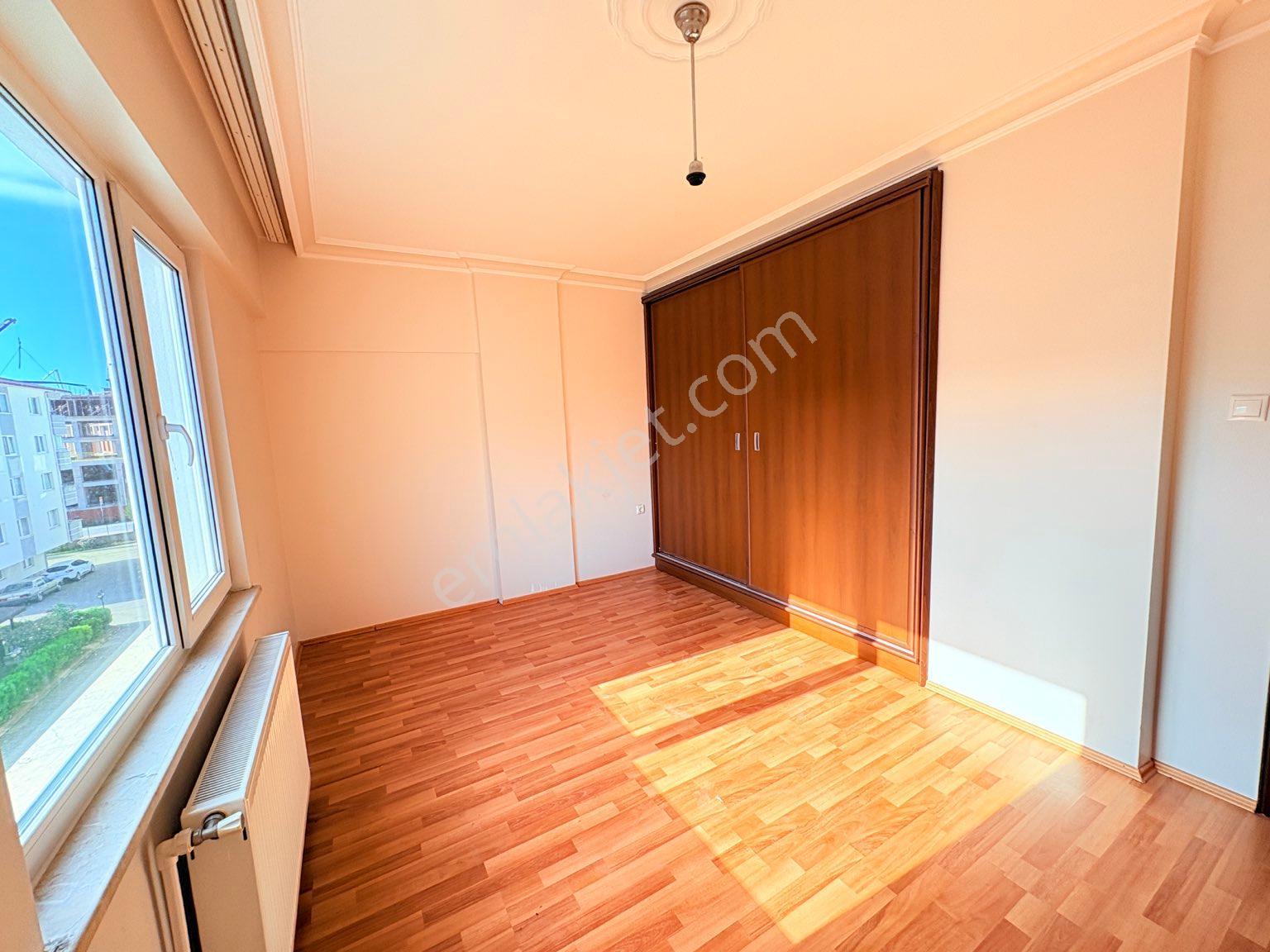 Cumhuriyette Depozito Yok 3+1 Site Dairesi - Görsel 11