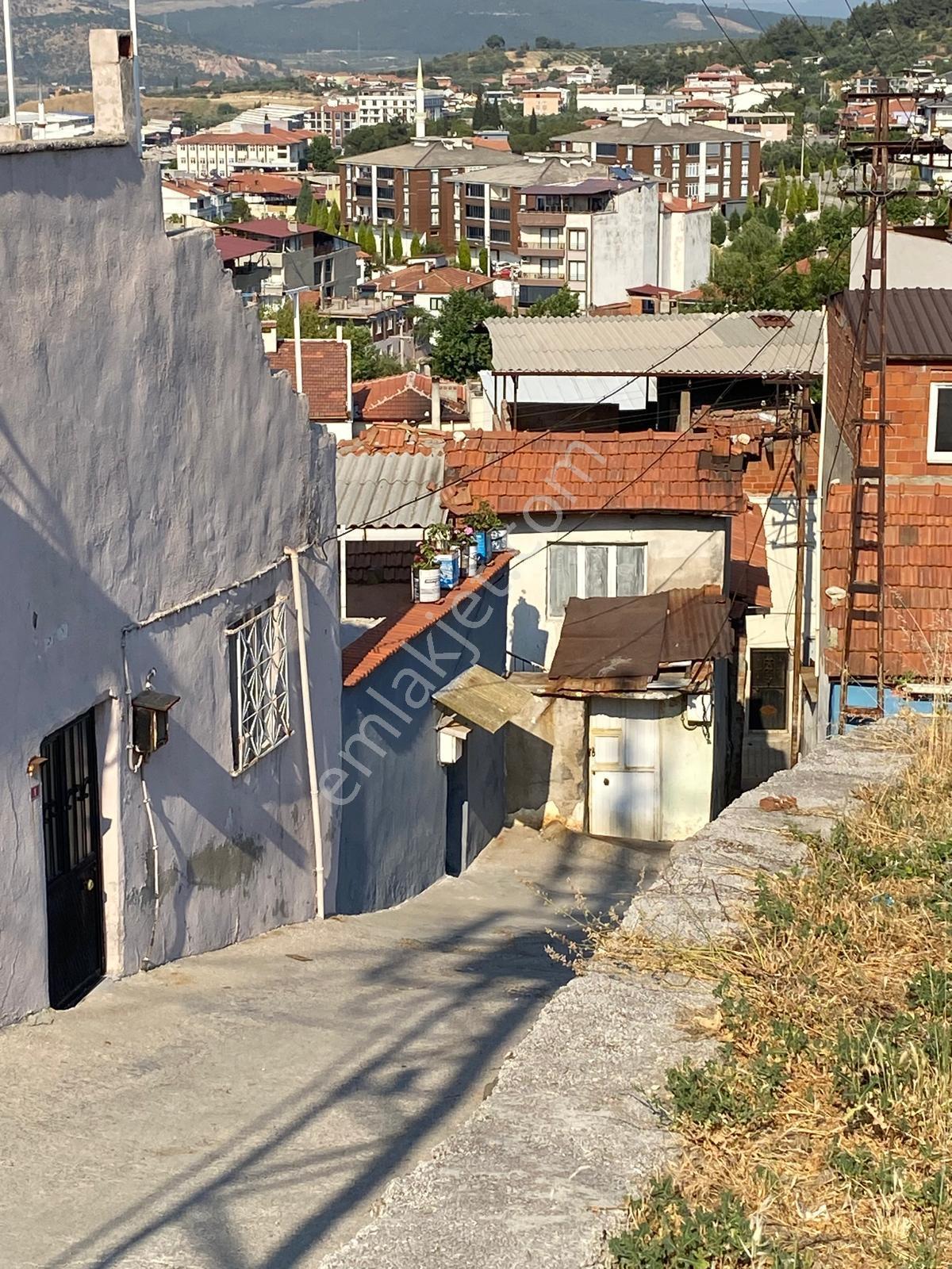 Samsacı Mah. Bayram Ali Kahve Mevki Satılık 2 Katlı Teraslı Ev - Görsel 18