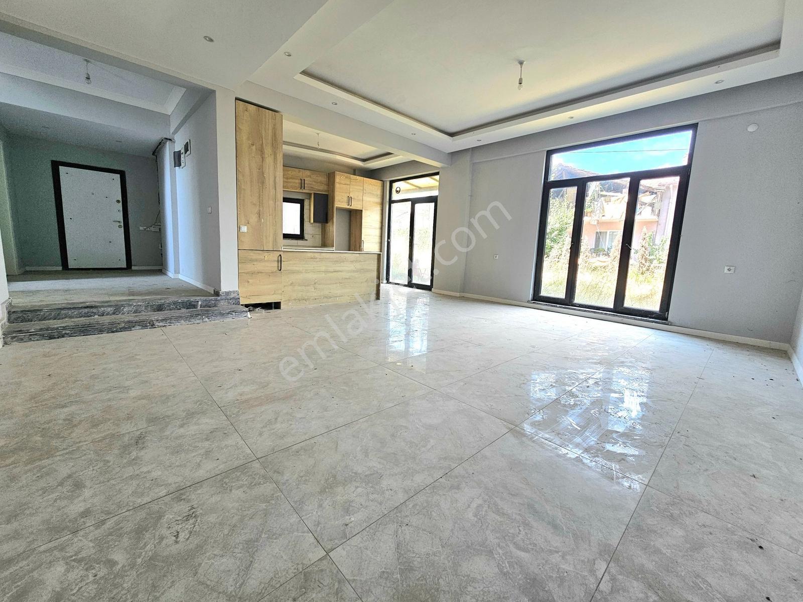 Hak Emlaktan Darıcı Mahallesinde Kiralık 4+1 Ultra Lüks Villalar - Görsel 8