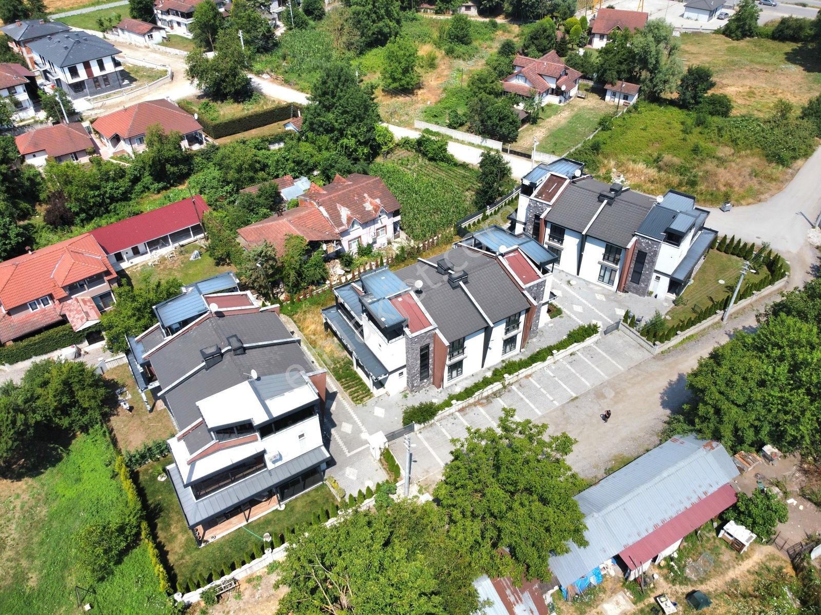 Hak Emlaktan Darıcı Mahallesinde Kiralık 4+1 Ultra Lüks Villalar - Görsel 28