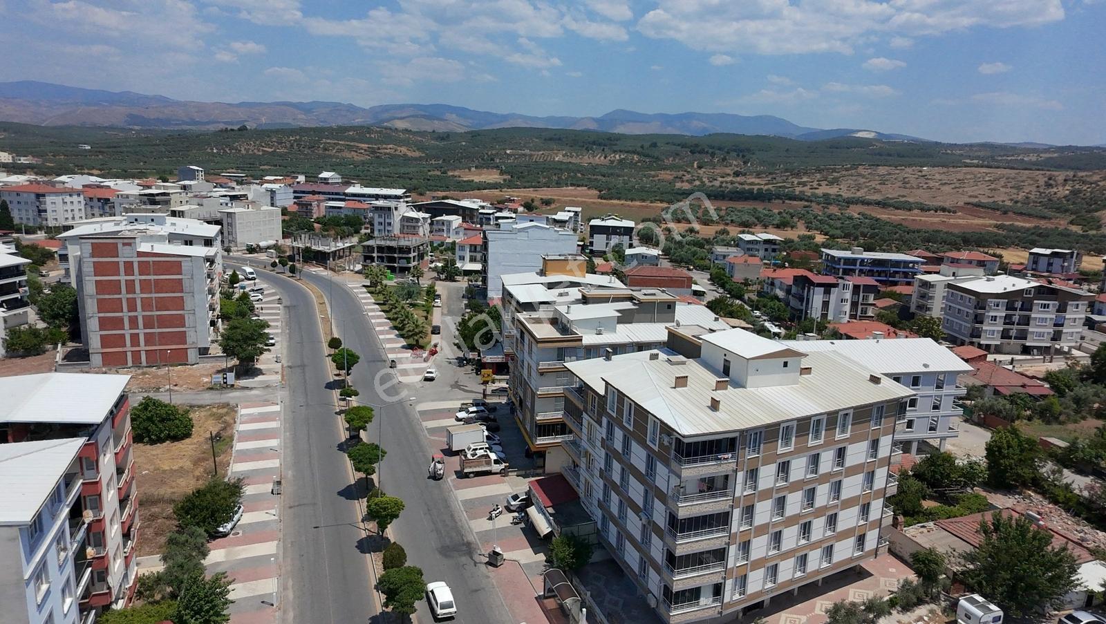 Cumhuriyet Mahallesi Ring Yolu Üzerinde 2 Tapulu Satılık Dükkan