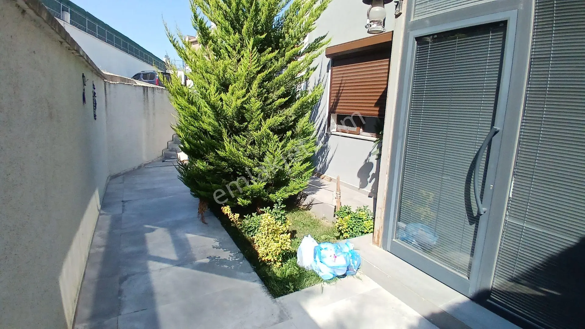 3 Katlı, 400 M² Bahçeli, Tamamen Yenilenmiş Villa - Görsel 7
