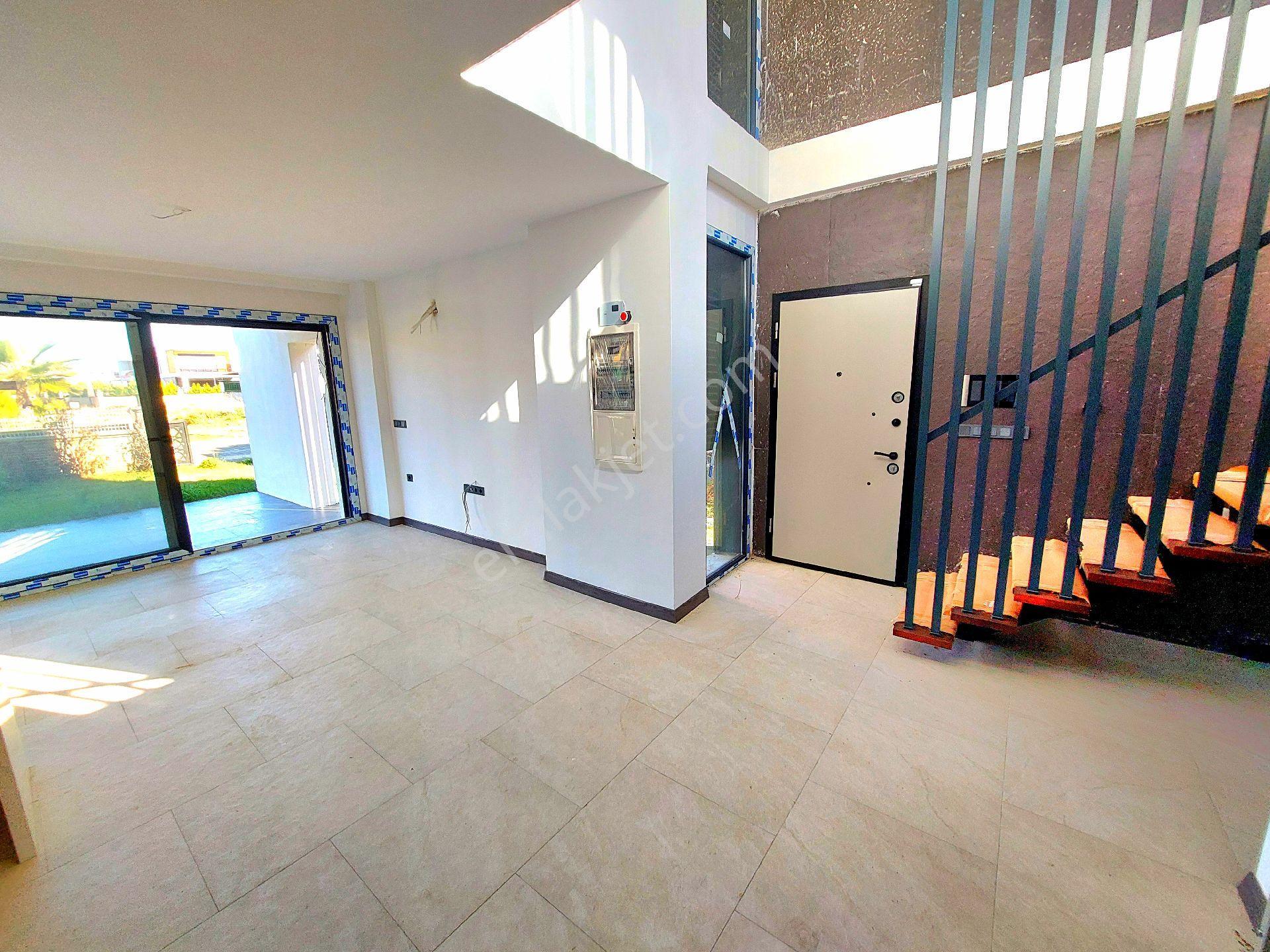 Güzelçamlıda Plaja Yakın Özel Havuzlu Tek Müstakil Villa - Görsel 35