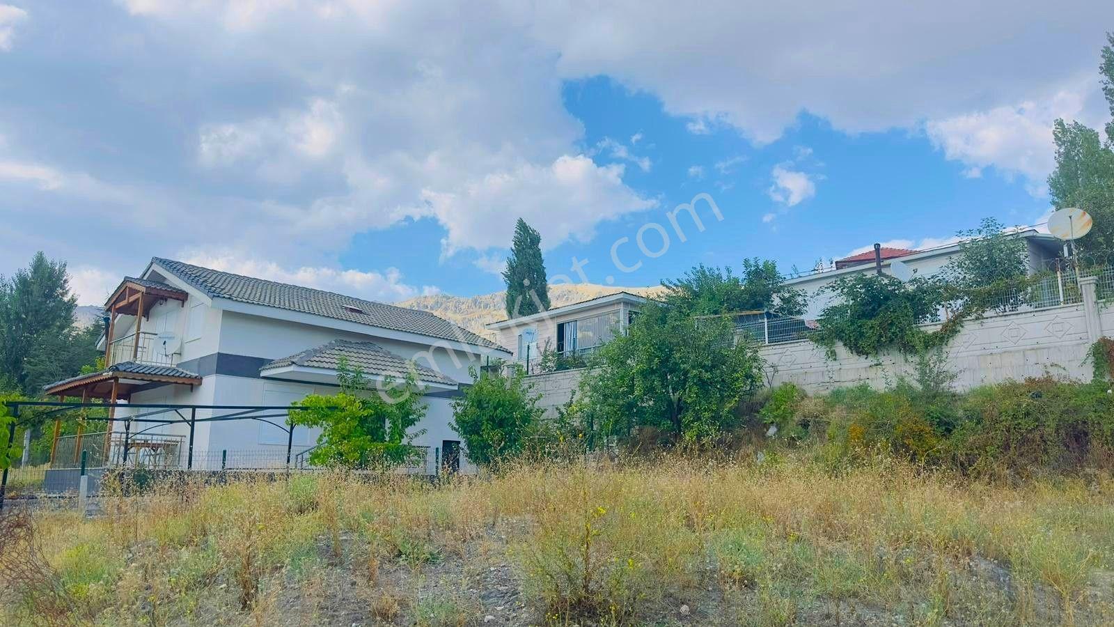 Ağlasun Manzaralı Müstakil Ev - Görsel 35