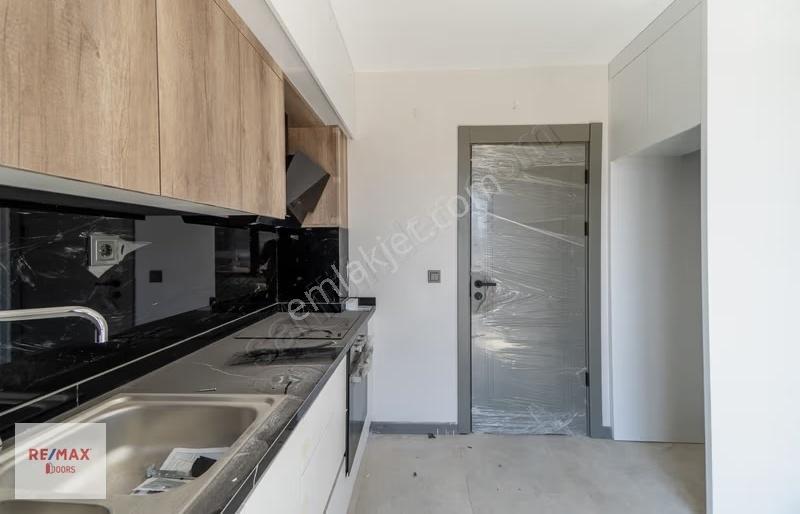 Cross Force Sitesi'nde Kiralık Ayrı Mutfaklı 2+1 Daire - Görsel 11