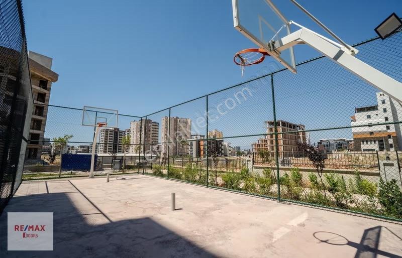 Cross Force Sitesi'nde Kiralık Ayrı Mutfaklı 2+1 Daire
