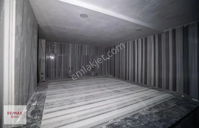 Cross Force Sitesi'nde Kiralık Ayrı Mutfaklı 2+1 Daire - Görsel 2