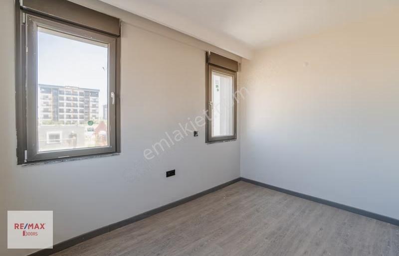 Cross Force Sitesi'nde Kiralık Ayrı Mutfaklı 2+1 Daire - Görsel 9