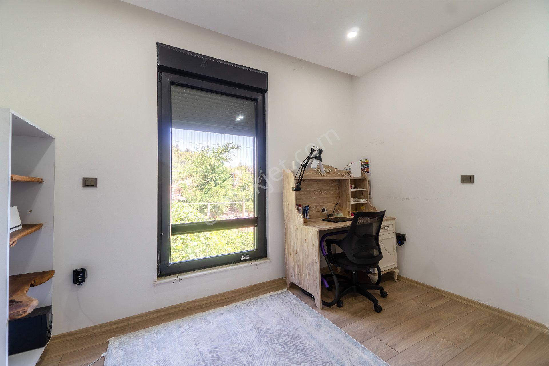 Yazır Köyü Olimpos Civarı Müstakil Villa Ve 1700 M2 Arazi - Görsel 19