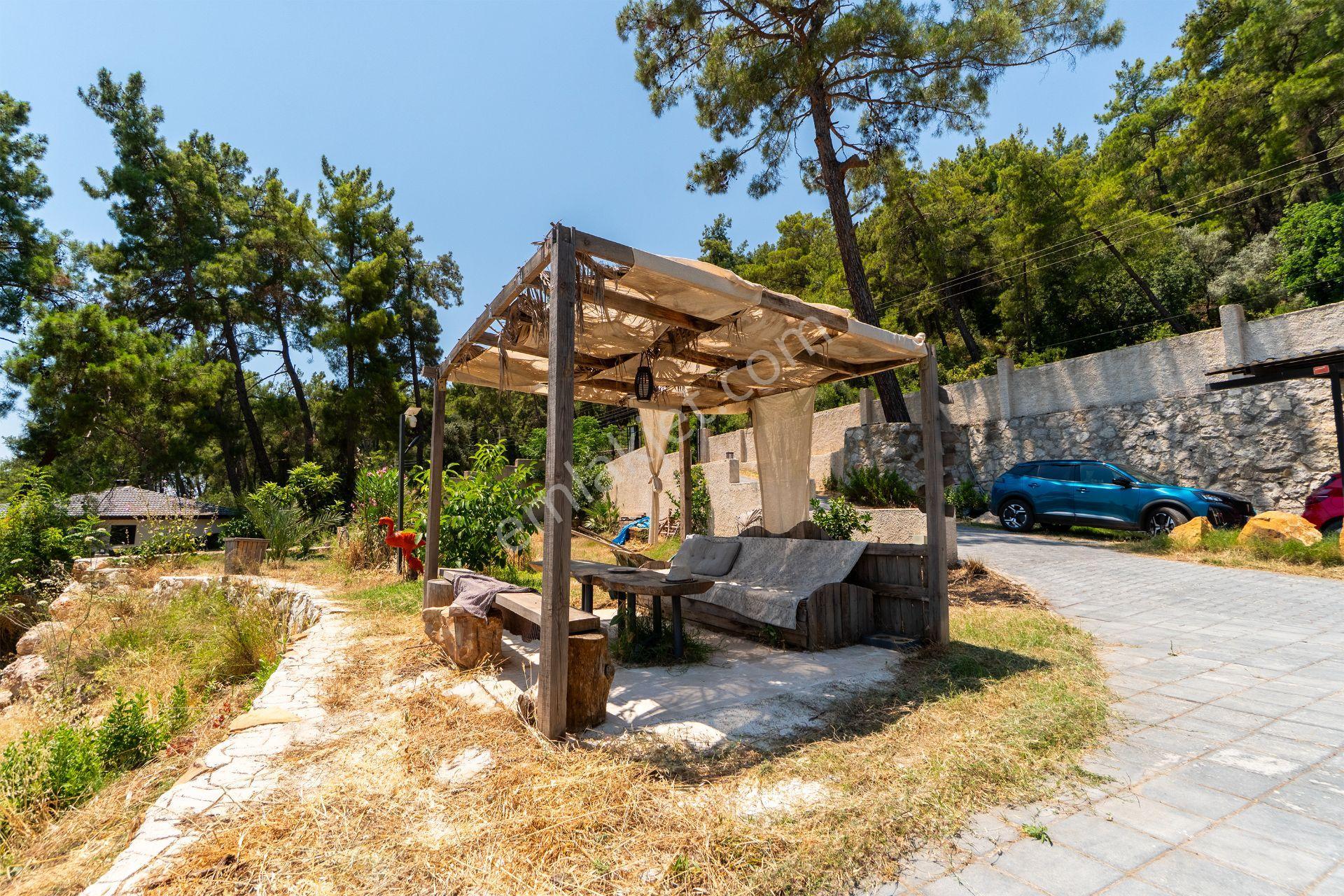 Yazır Köyü Olimpos Civarı Müstakil Villa Ve 1700 M2 Arazi - Görsel 5