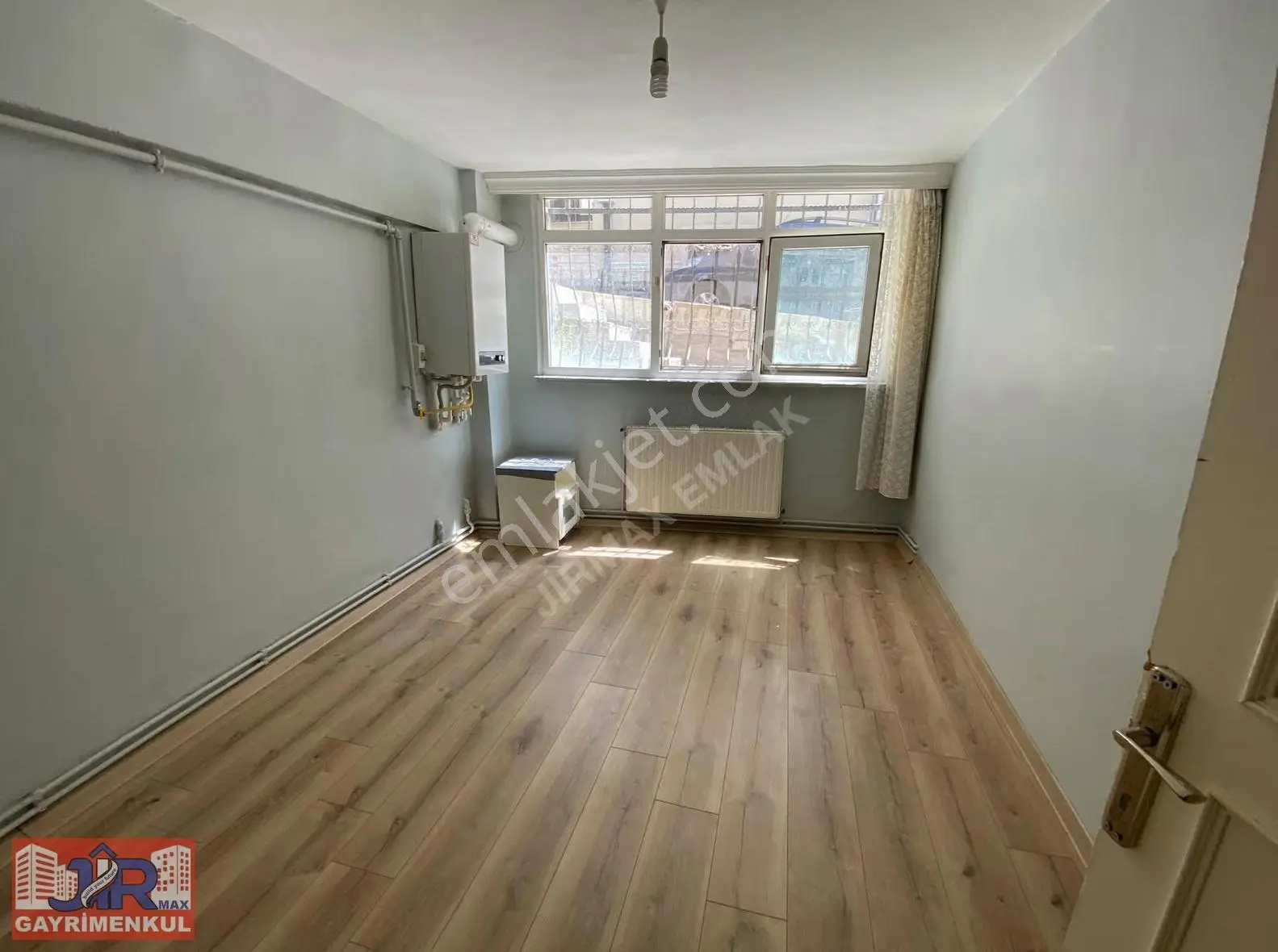 Üsküdar Bağlarbaşı'nda Metroya 4 Dk | Geniş Bahçeli, Ferah 2+1 - Görsel 3