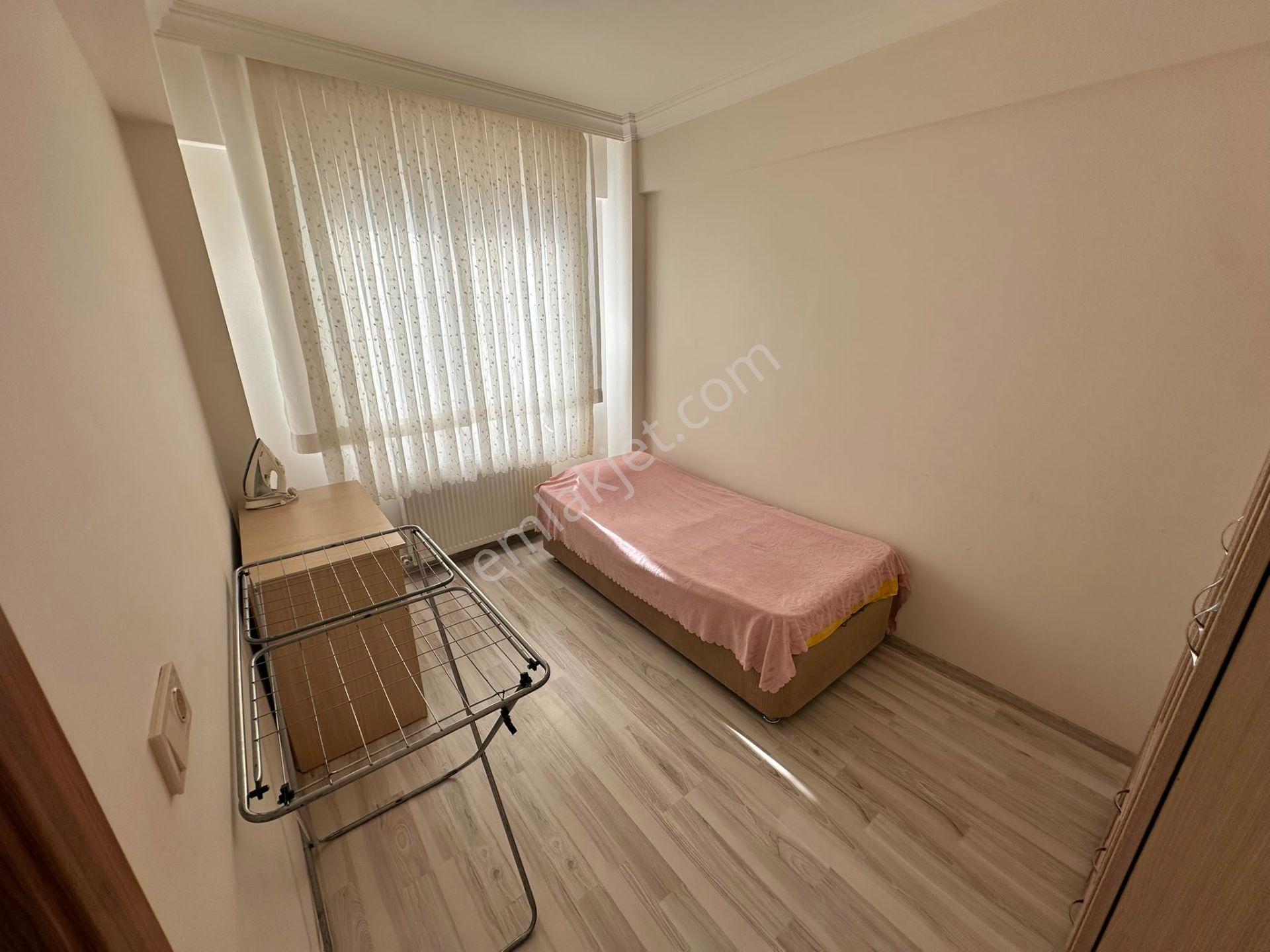 Manisa/yunusemre Muradiye Mahallesinde Ara Kat 1+1 Full Eşyalı Satılık Daire - Görsel 11