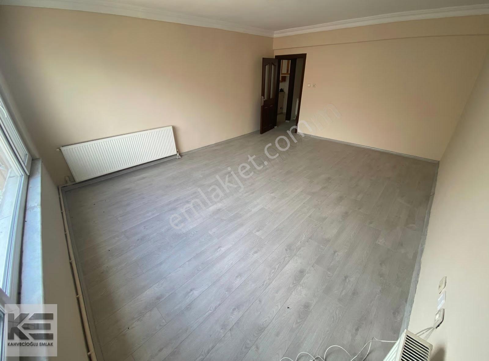 Kahvecioğlu Emlak'tan Çilhane Mah.asansörlü 3+1 Kiralık Daire