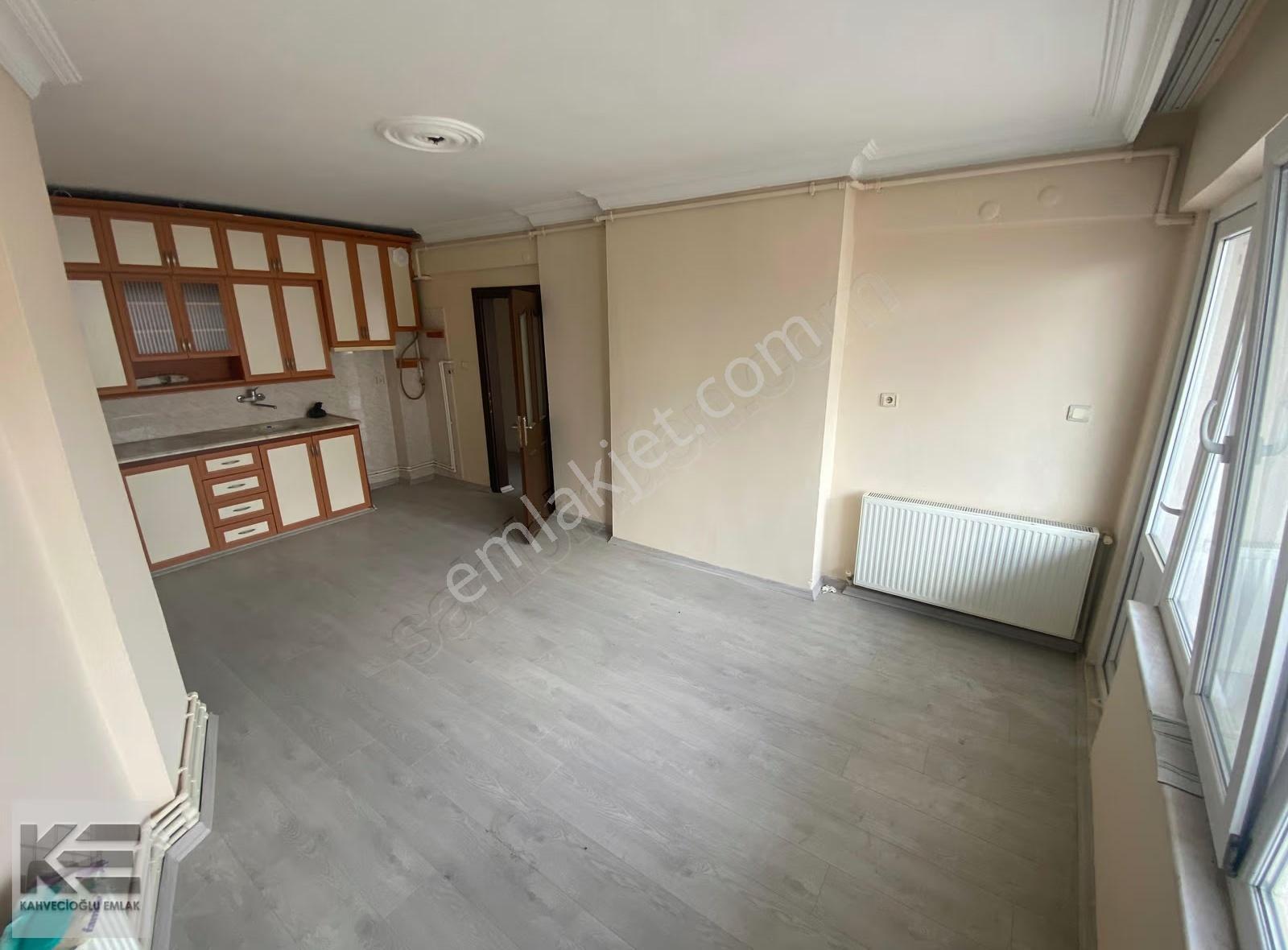 Kahvecioğlu Emlak'tan Çilhane Mah.asansörlü 3+1 Kiralık Daire - Görsel 16