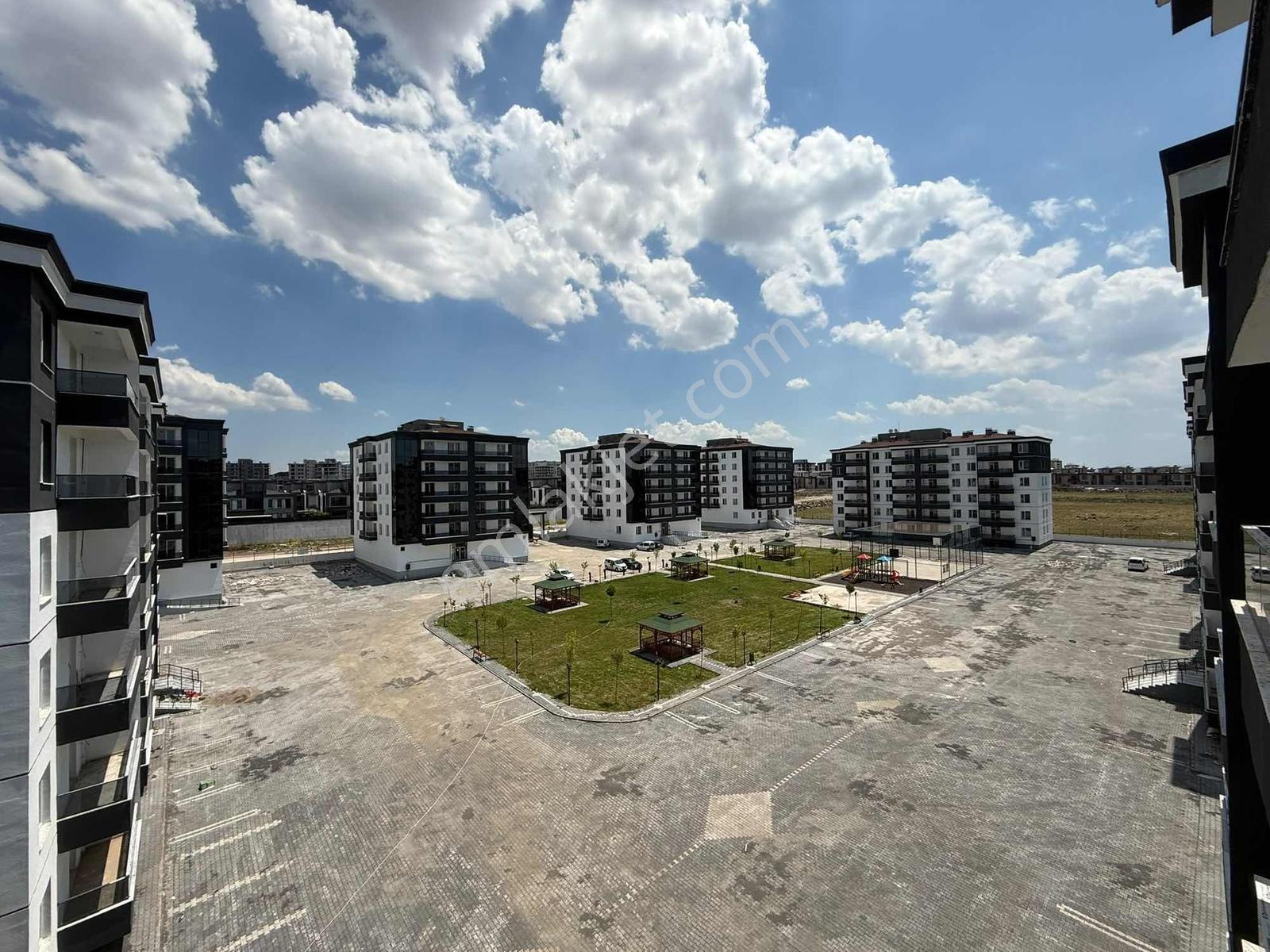Şehir Hastanesi Yanı Kiralık Daire
