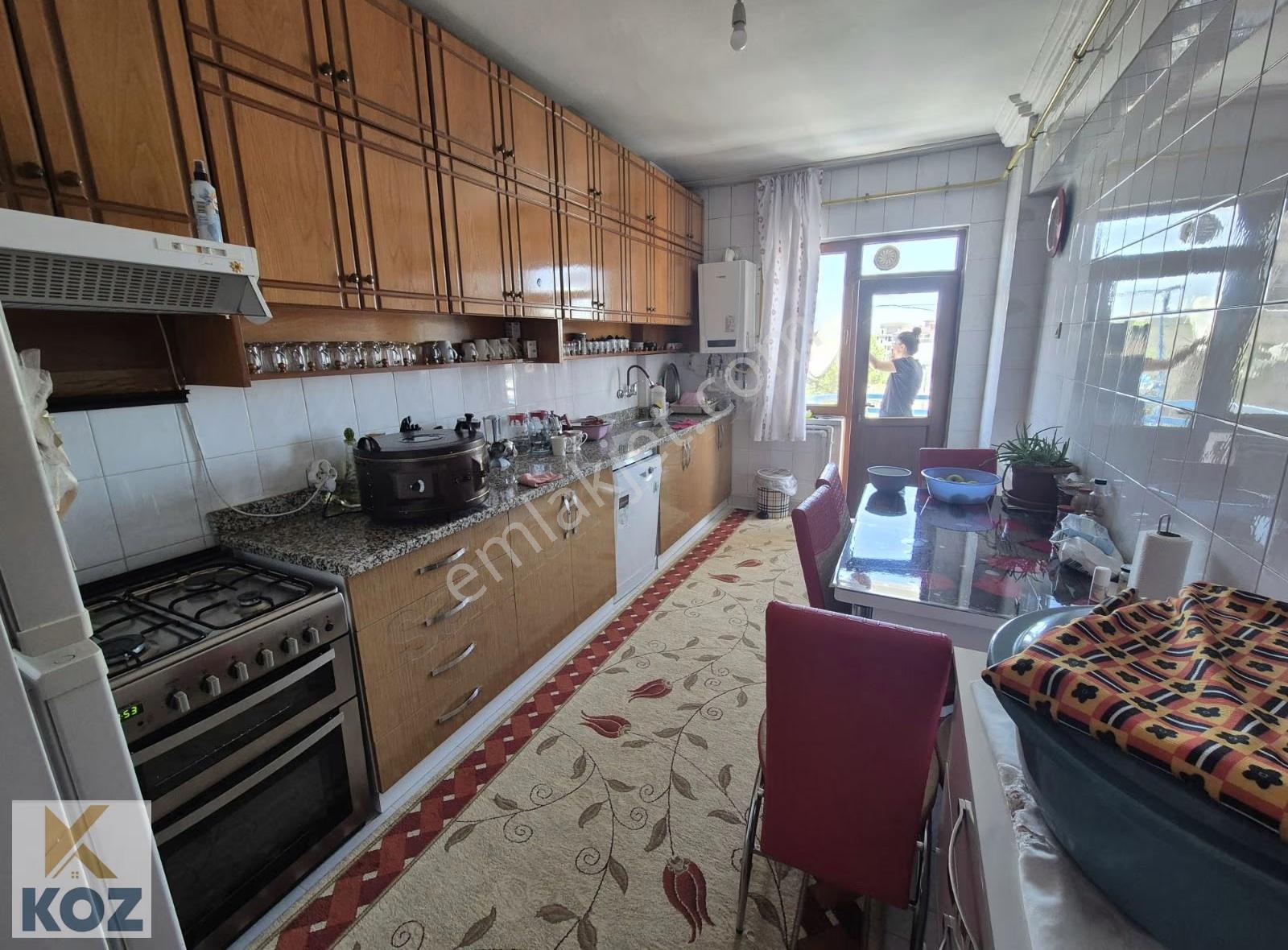 Koz Emlak'tan Emeksiz Cadde Üzeri Arakat Satılık Daire - Görsel 5