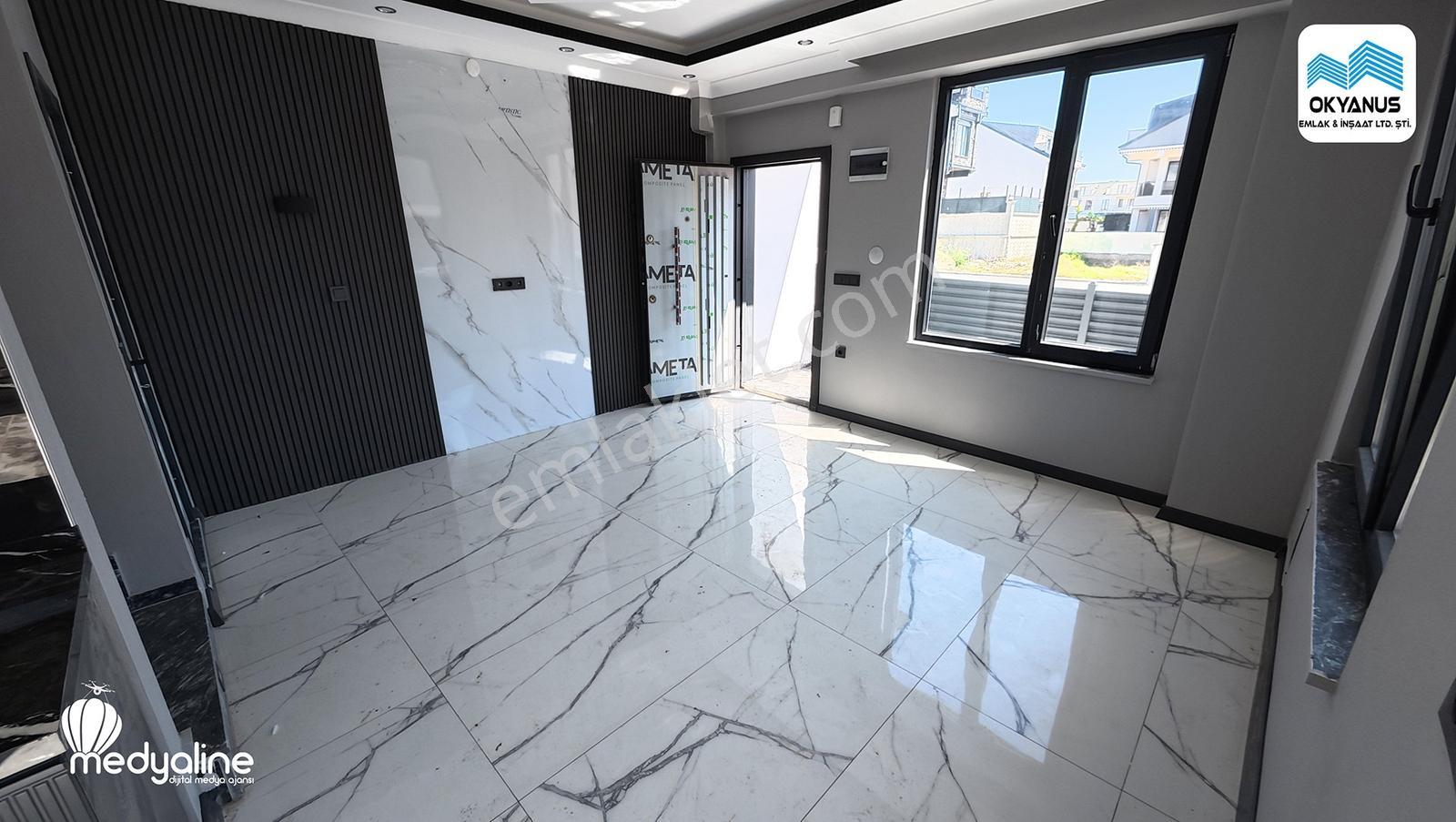 Şık Mutfak Dolaplı Geniş Bahçeli Denize Çok Yakın Konumda Villa - Görsel 23