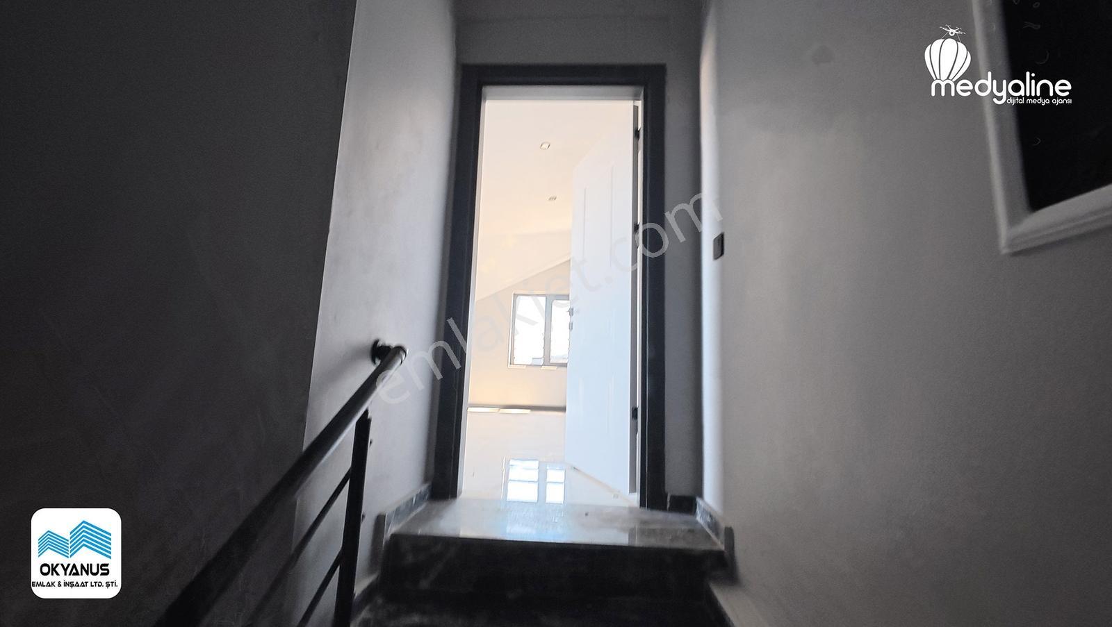 Şık Mutfak Dolaplı Geniş Bahçeli Denize Çok Yakın Konumda Villa - Görsel 35