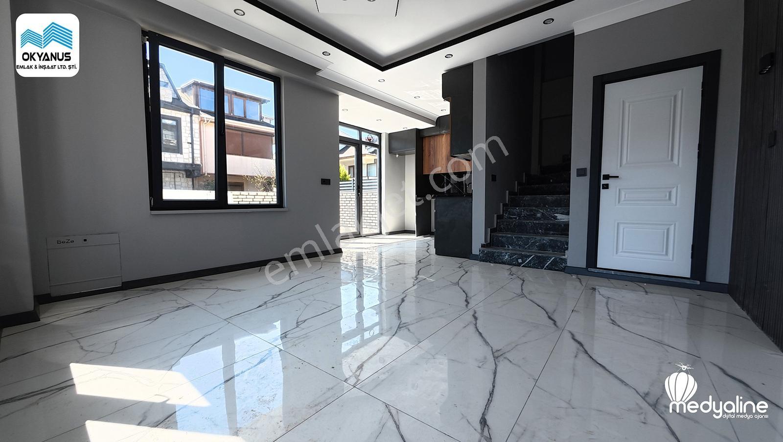 Şık Mutfak Dolaplı Geniş Bahçeli Denize Çok Yakın Konumda Villa - Görsel 18