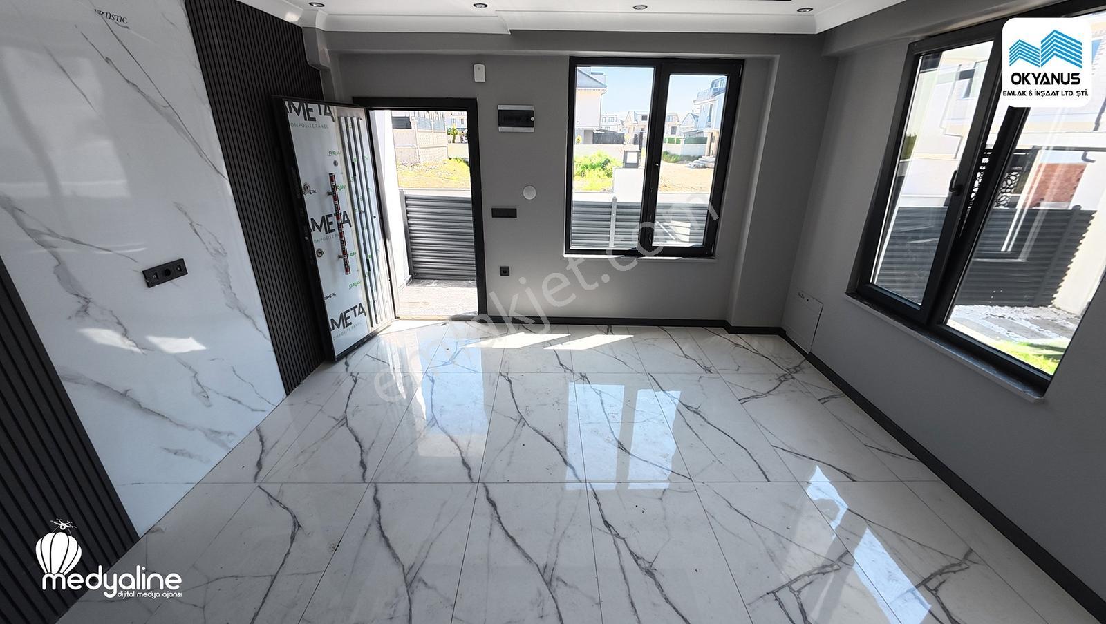 Şık Mutfak Dolaplı Geniş Bahçeli Denize Çok Yakın Konumda Villa - Görsel 22