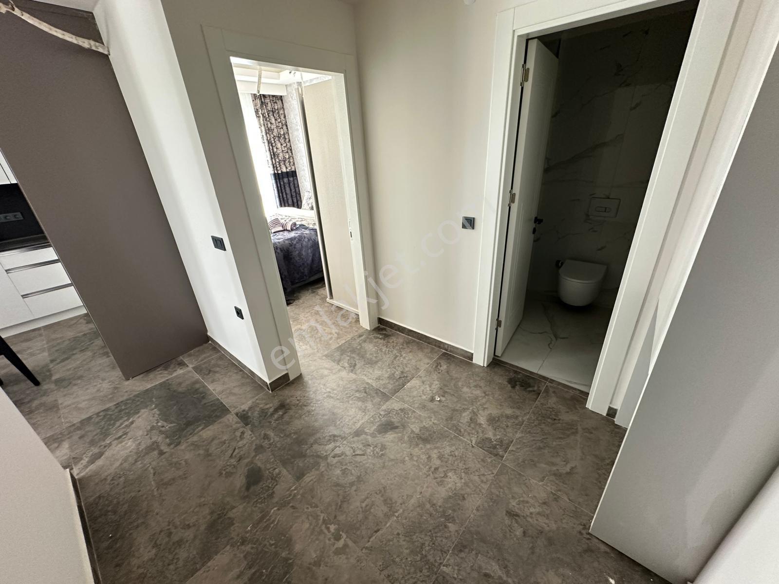Satılık 1+1 Eşyalı Daire - Görsel 8