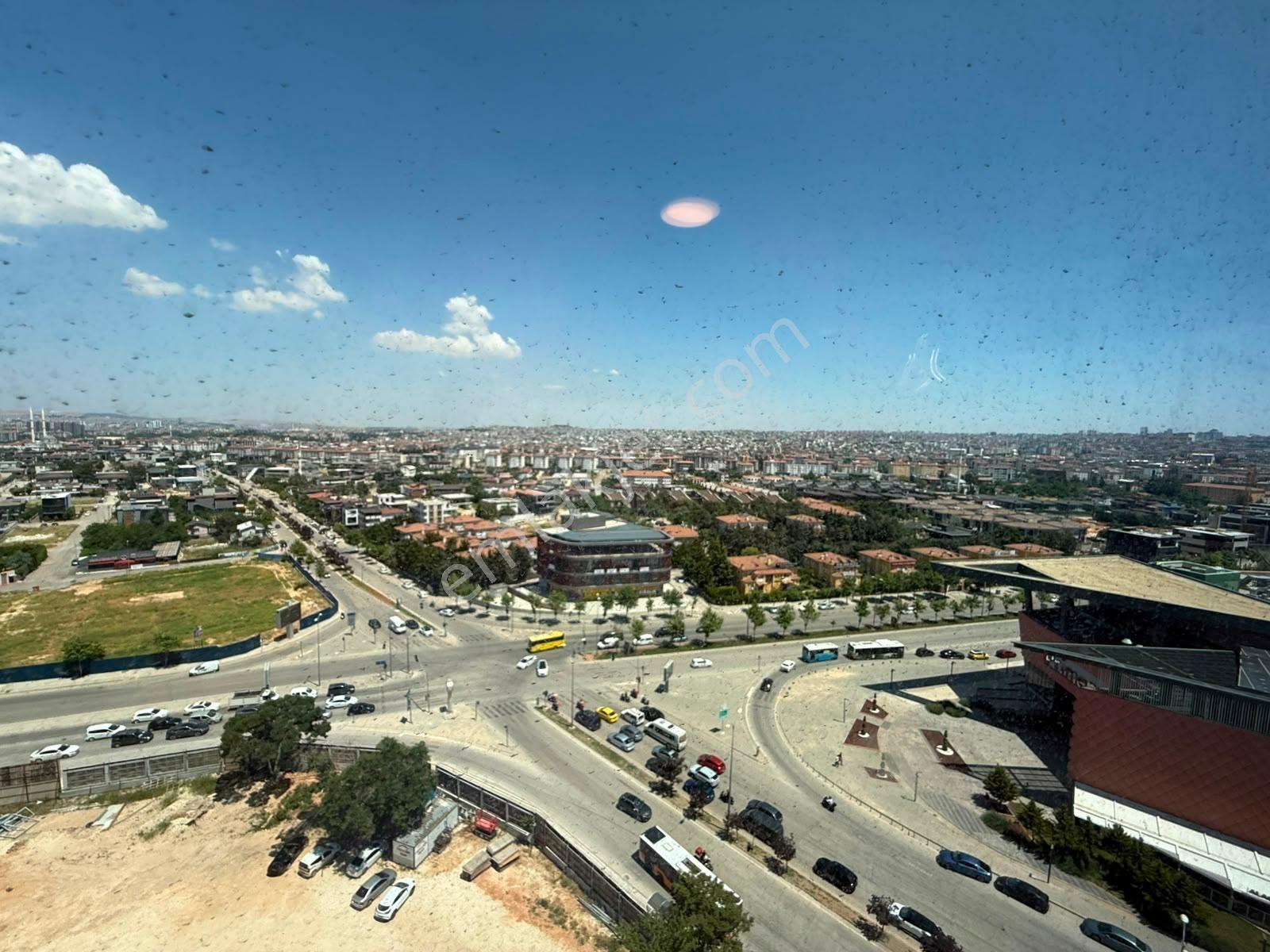 T.e.s.'den Panoramik Şehir Manzaralı İconova'da 6+1 - Görsel 13