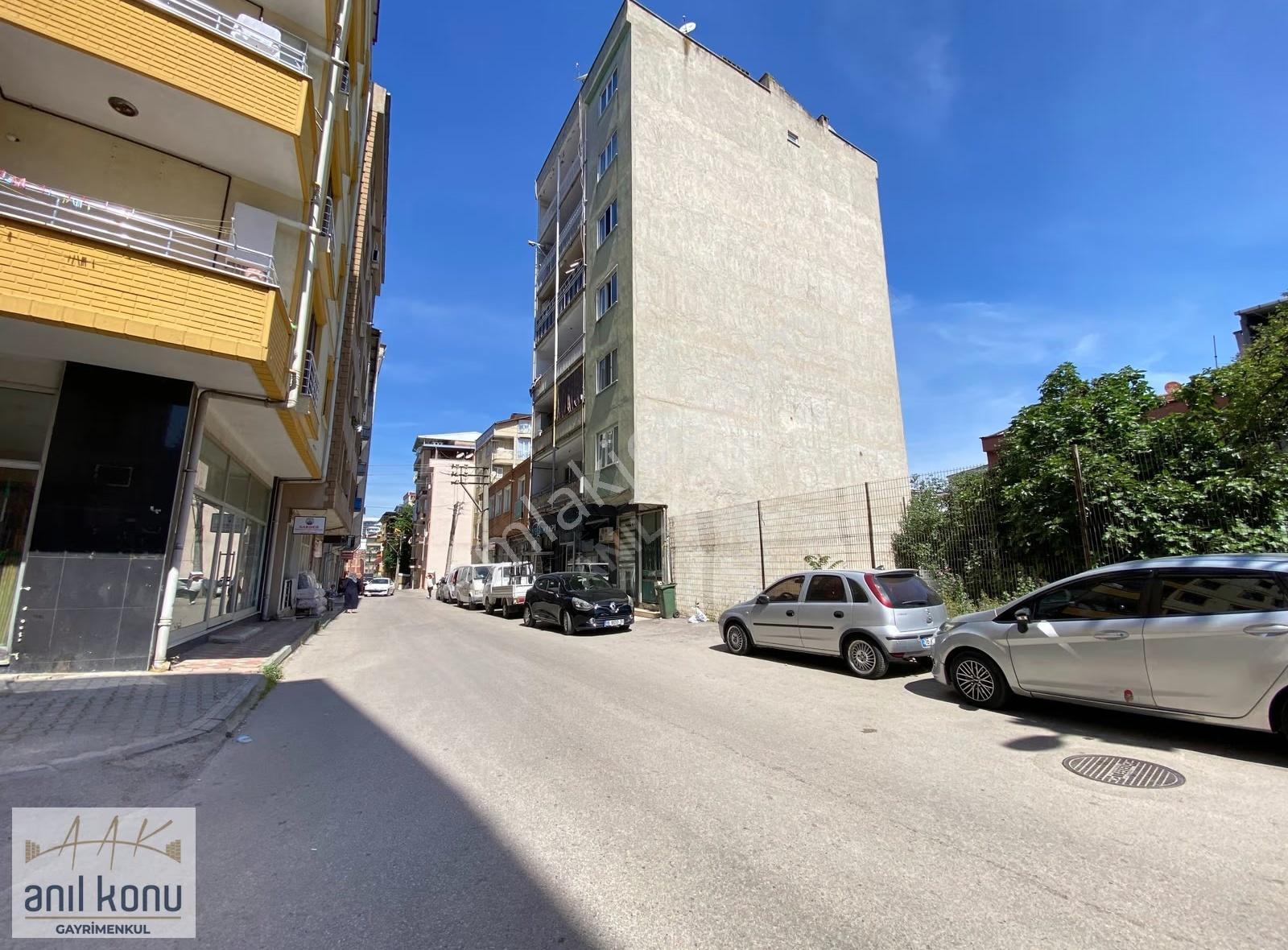 Bursa Dikkaldırımda Çift Cephe Satılık 3+1 Daire - Görsel 3
