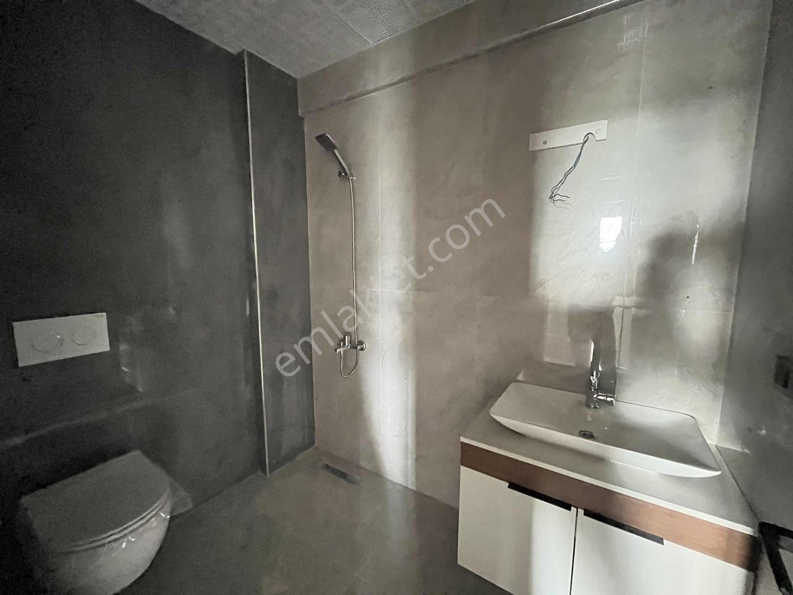 Esenboğa Mahallesinde Lüx Yapılı Sitede Satılık Daire - Görsel 2