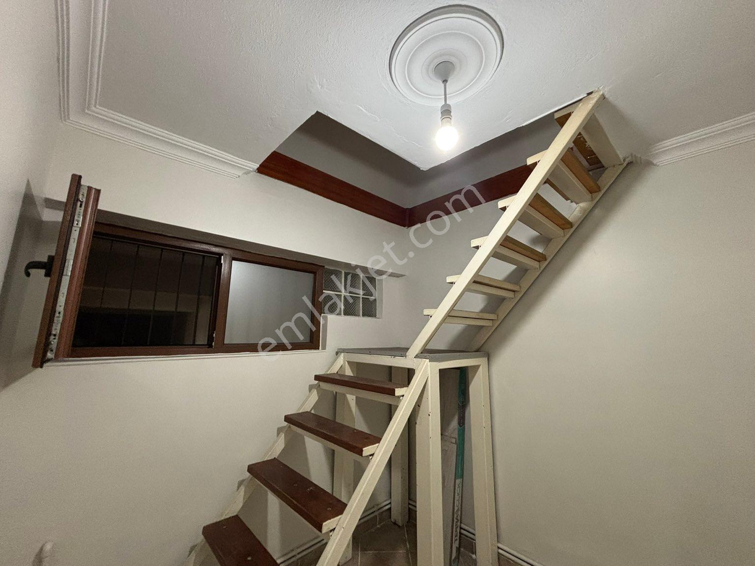 Haliç Manzaralı Bakımlı Masrafsız 3+2 Kiralık Ters Dubleks 140 M2 - Görsel 13