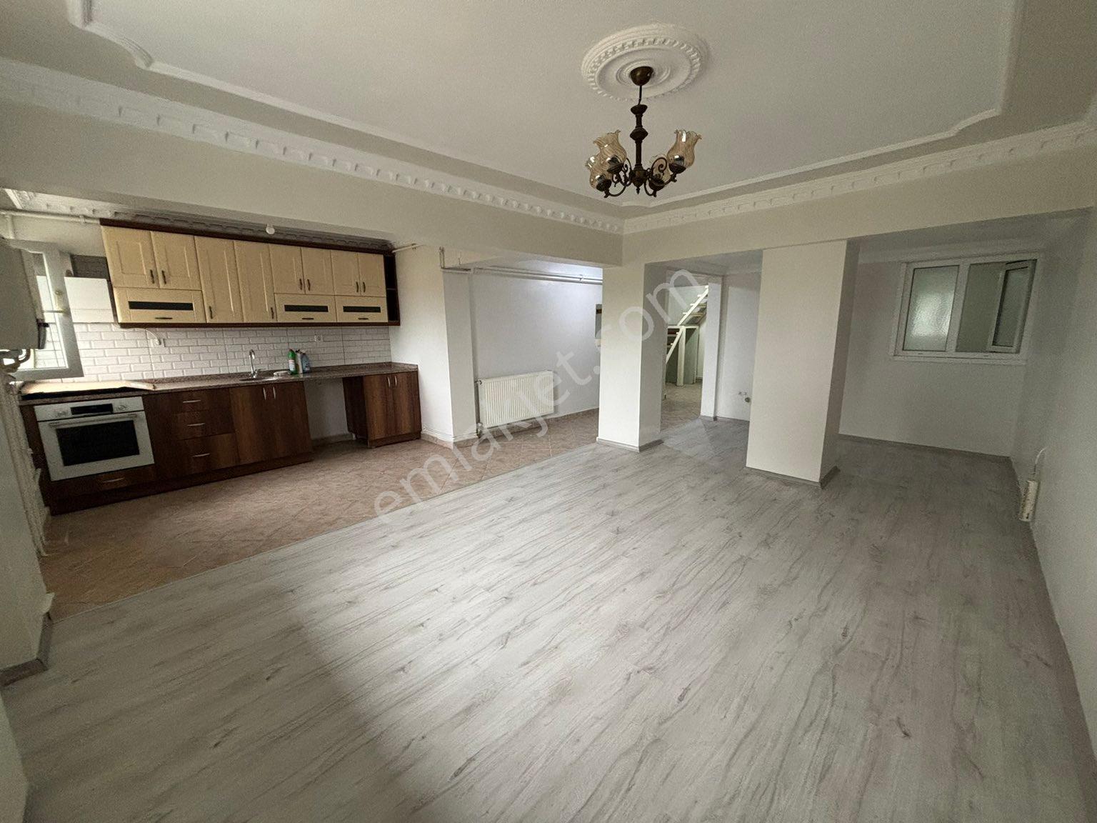 Haliç Manzaralı Bakımlı Masrafsız 3+2 Kiralık Ters Dubleks 140 M2 - Görsel 19