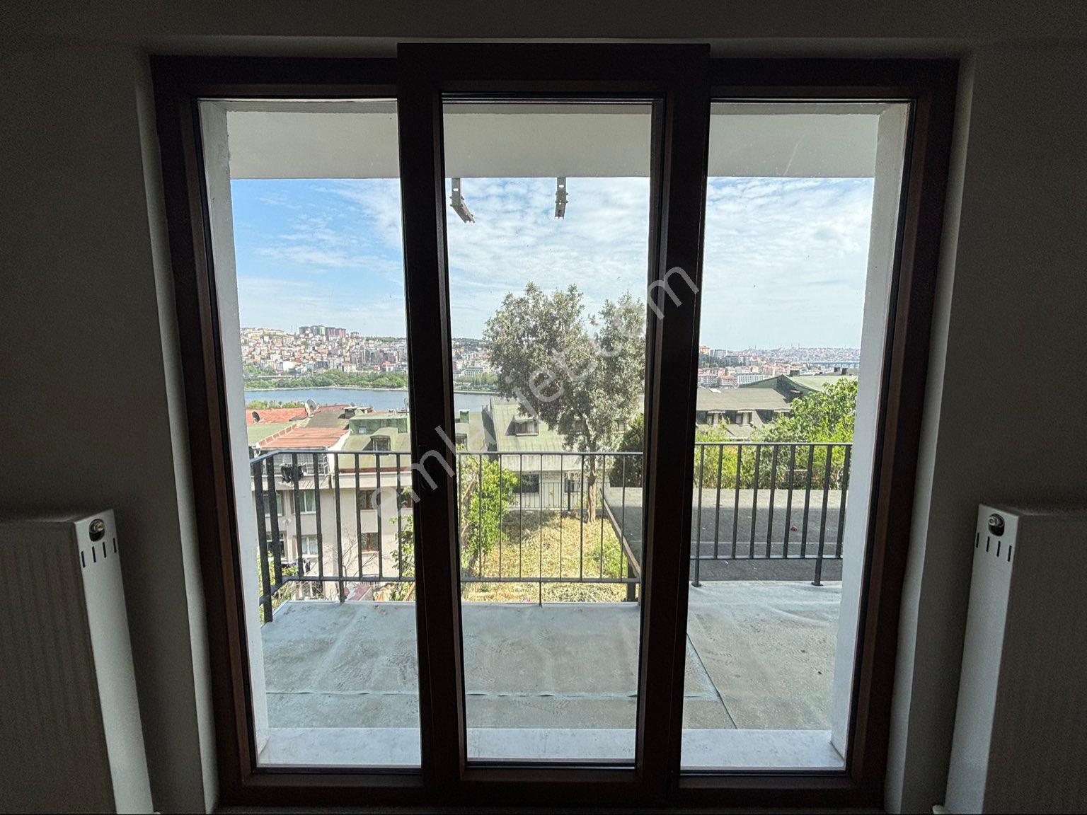 Haliç Manzaralı Bakımlı Masrafsız 3+2 Kiralık Ters Dubleks 140 M2 - Görsel 4