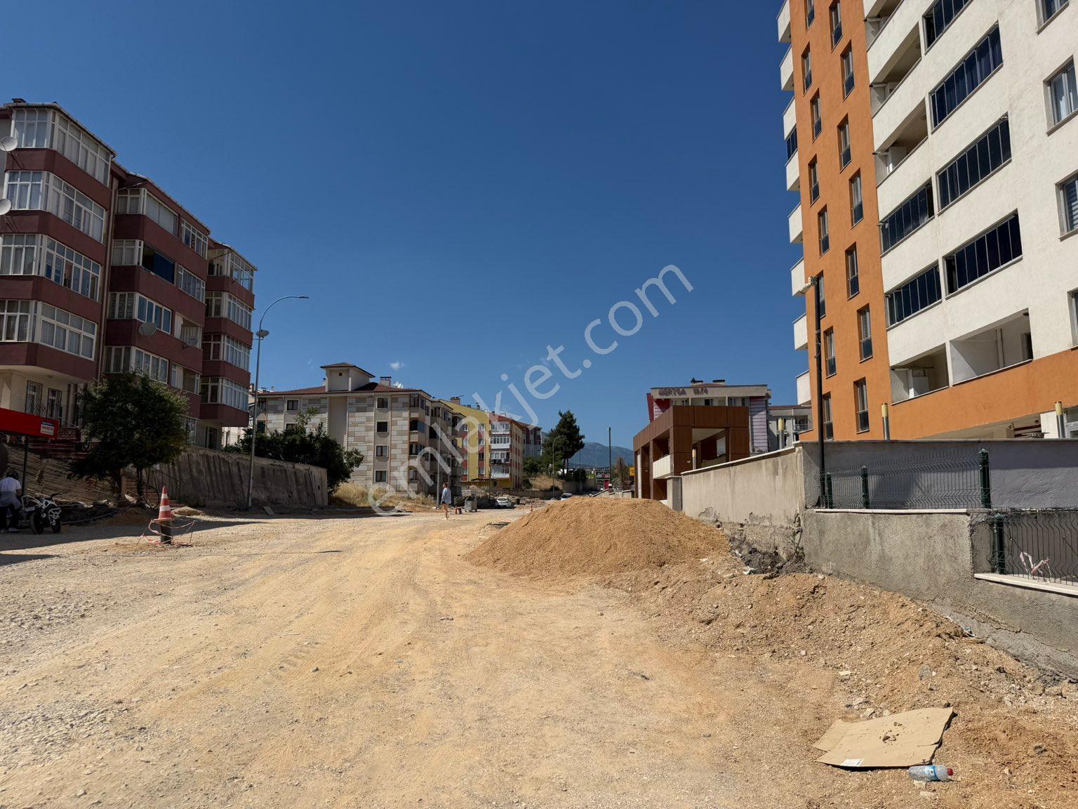 Karabük 100. Yıl Mahallesinde Ara Kat Geniş 1+1 Daire Kiralıktır - Görsel 16