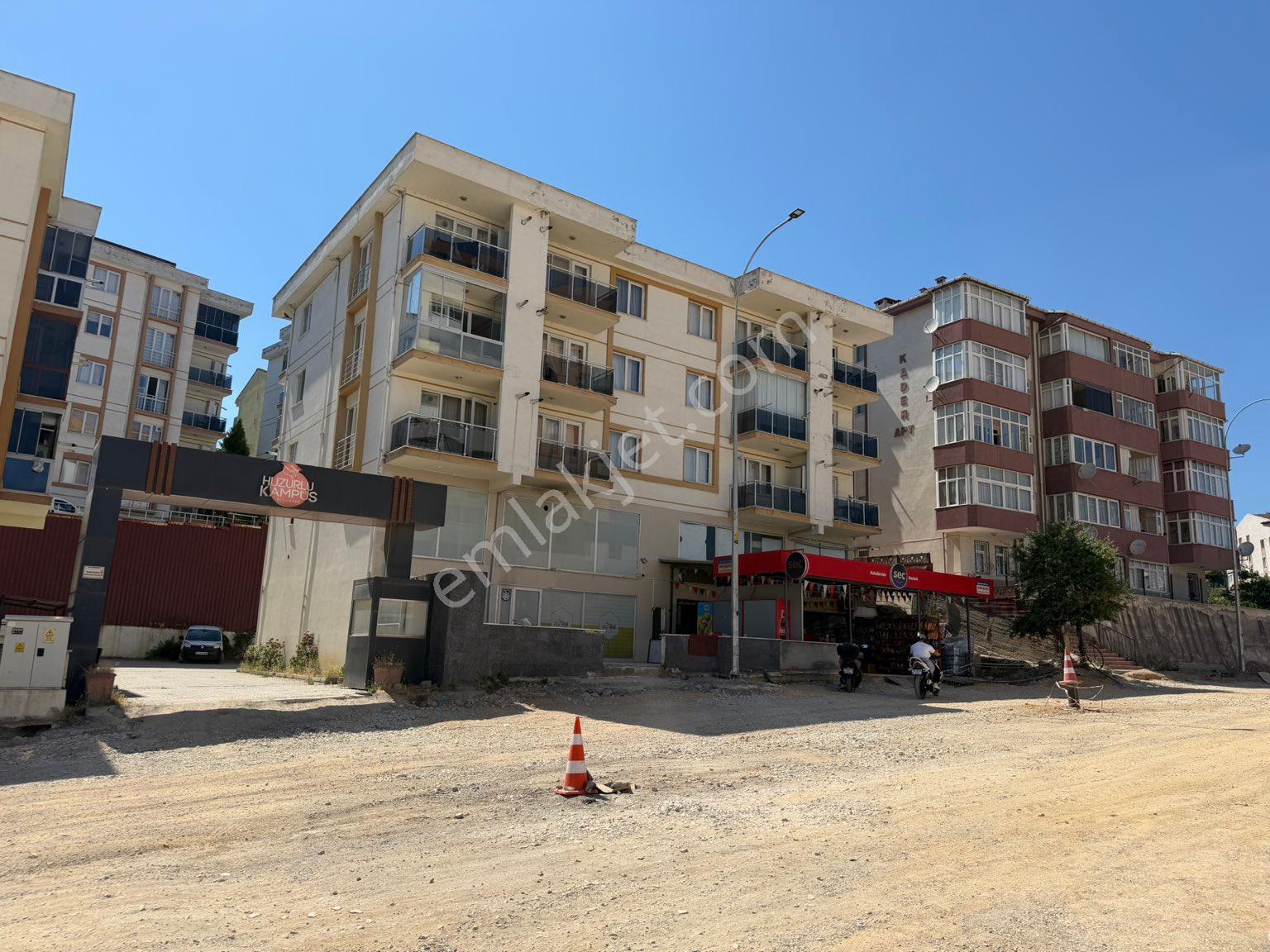 Karabük 100. Yıl Mahallesinde Ara Kat Geniş 1+1 Daire Kiralıktır - Görsel 8