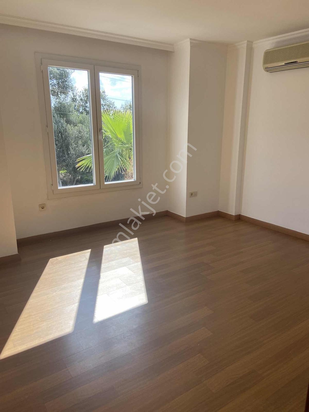Bulut Villas Dan Bodrum Turgutreis Merkezde Mustakil Bahçeli 3+1 - Görsel 23