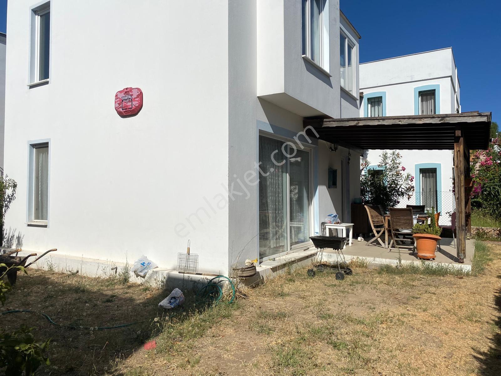Bulut Villas Dan Bodrum Turgutreis Merkezde Mustakil Bahçeli 3+1 - Görsel 13
