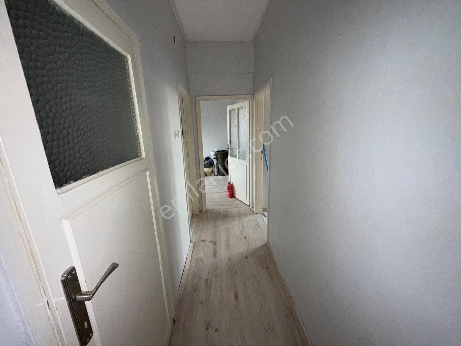 Edirne Taşlıkta Merkezi Konumda Kiralık 2+1 - Görsel 12