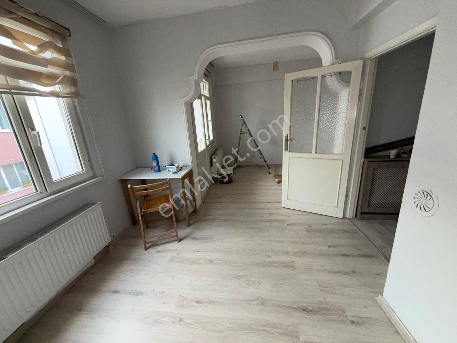 Edirne Taşlıkta Merkezi Konumda Kiralık 2+1 - Görsel 10