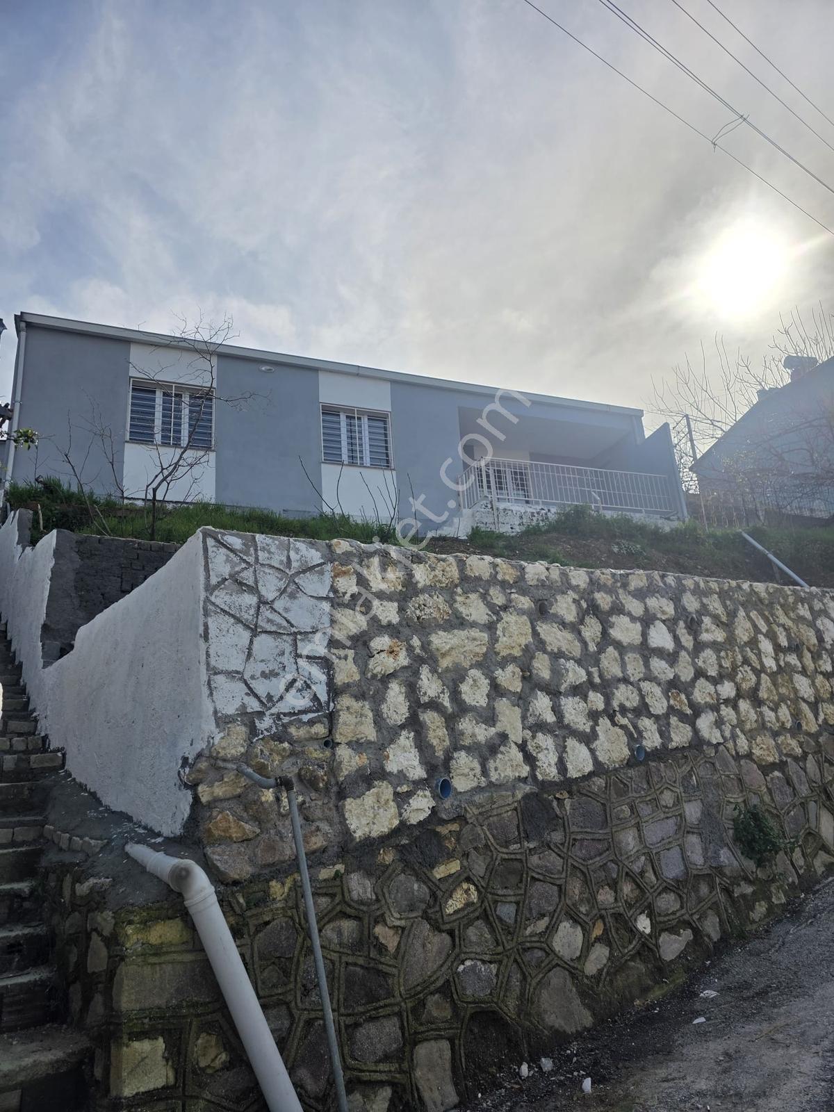 İzmir Karabağlar Deniz Manzaralı Müstakil Daire