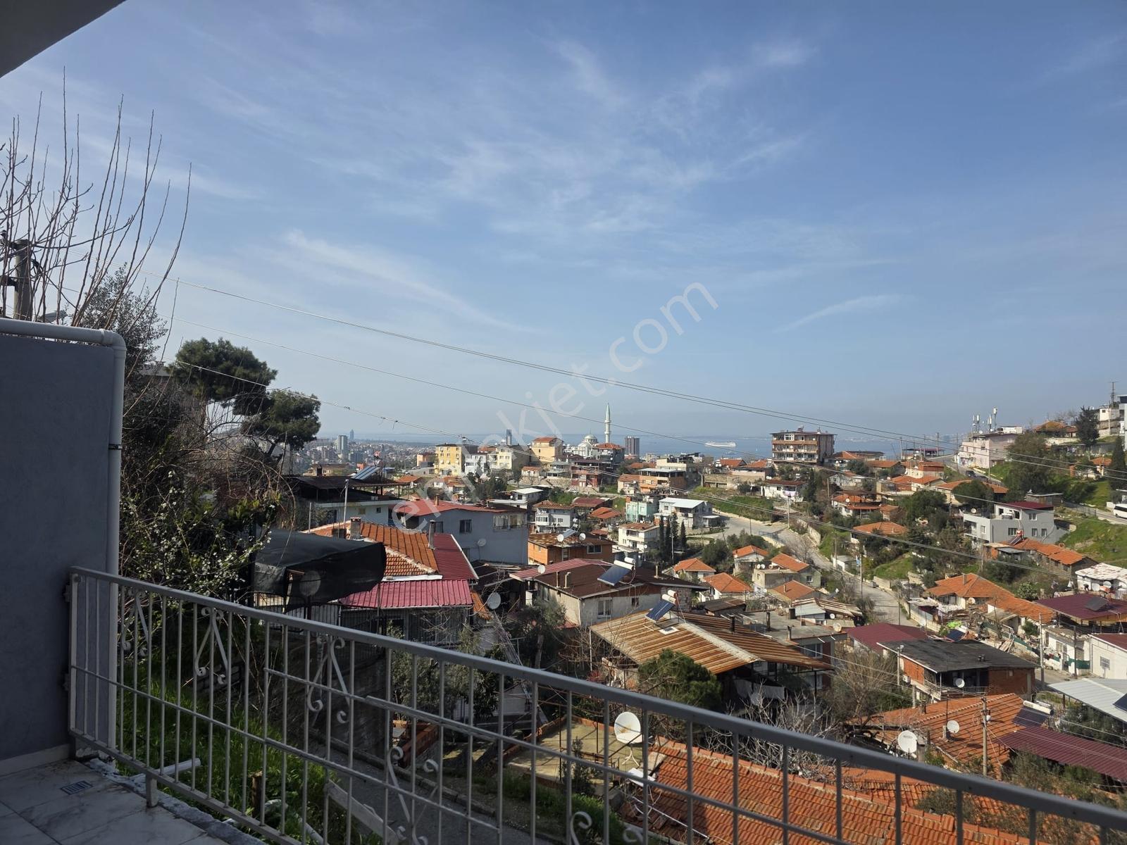 İzmir Karabağlar Deniz Manzaralı Müstakil Daire - Görsel 9