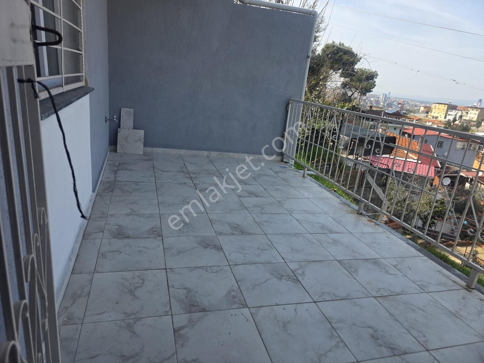 İzmir Karabağlar Deniz Manzaralı Müstakil Daire - Görsel 4