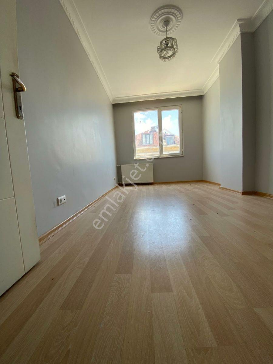 Beylikdüzü Kavaklı Mahalleainde 2+1 80 M2 1 Kat - Görsel 13