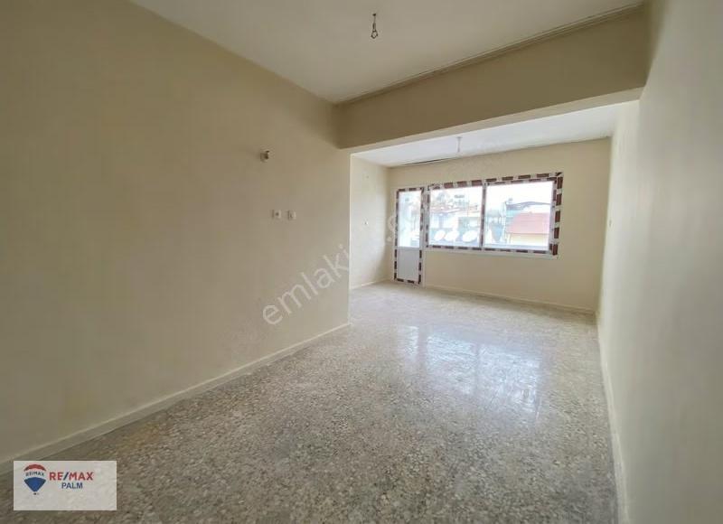 Remax Palm'den Geniş , Bağımsız Mutfaklı Satılık 2+1 Daire - Görsel 17