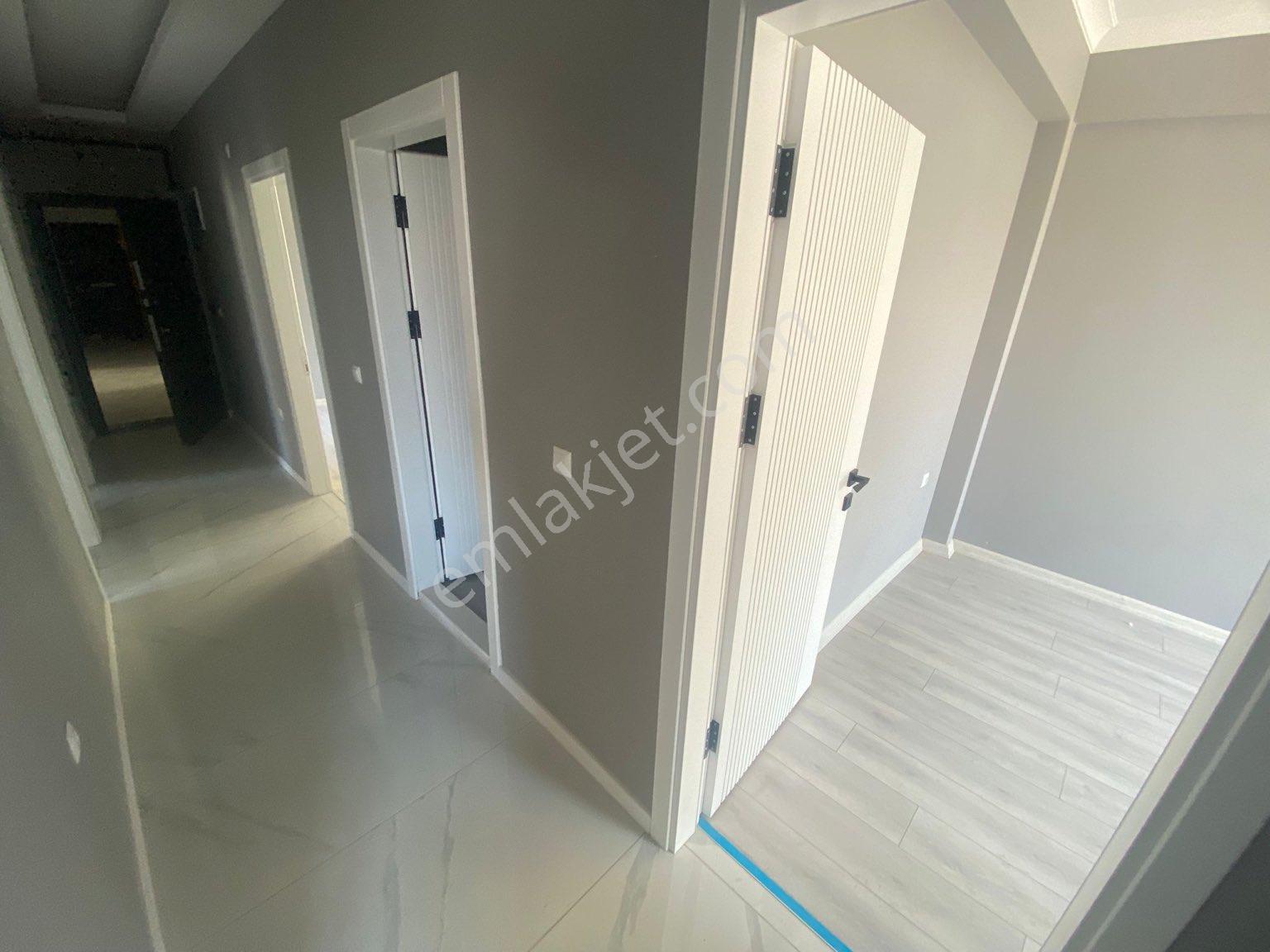 Furkan Emlak’tan Canik Hasköy Mah 3+1 Yüksek Giriş 140m2 Çift Balkonlu Satılık Sıfır Fırsat Daire - Görsel 12