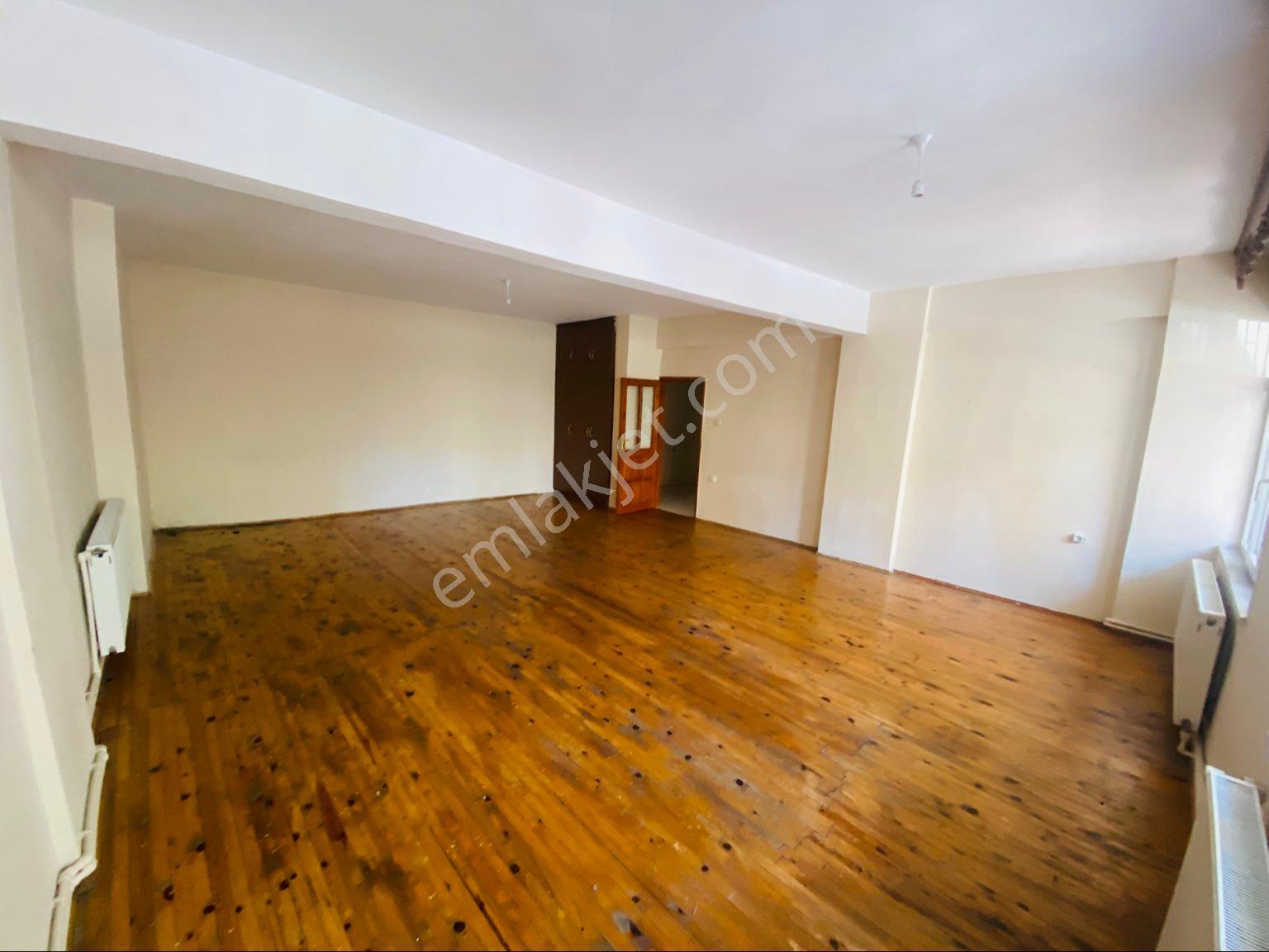 Furkan Emlak’tan Selahiye Mah 2+0 110m2 Kod-1 Dış Cepheli Fırsat Daire - Görsel 8
