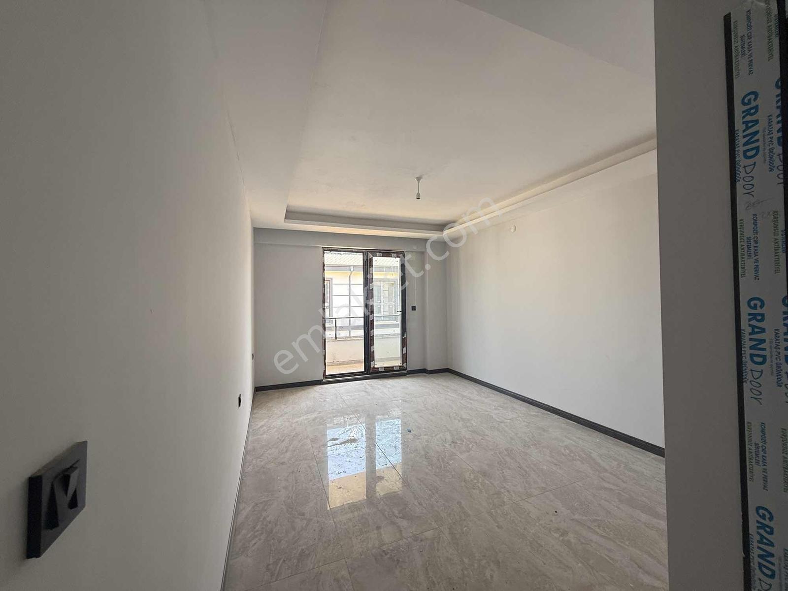 Tarcanlardan Başiskele Yenişehirde Kiralık 4+1 Lüks Villa - Görsel 8