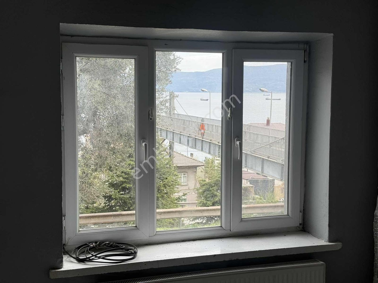 Tarcanlar'dan Hereke Hacı Akif Mah Deniz Manzaralı Kiralık Daire - Görsel 8
