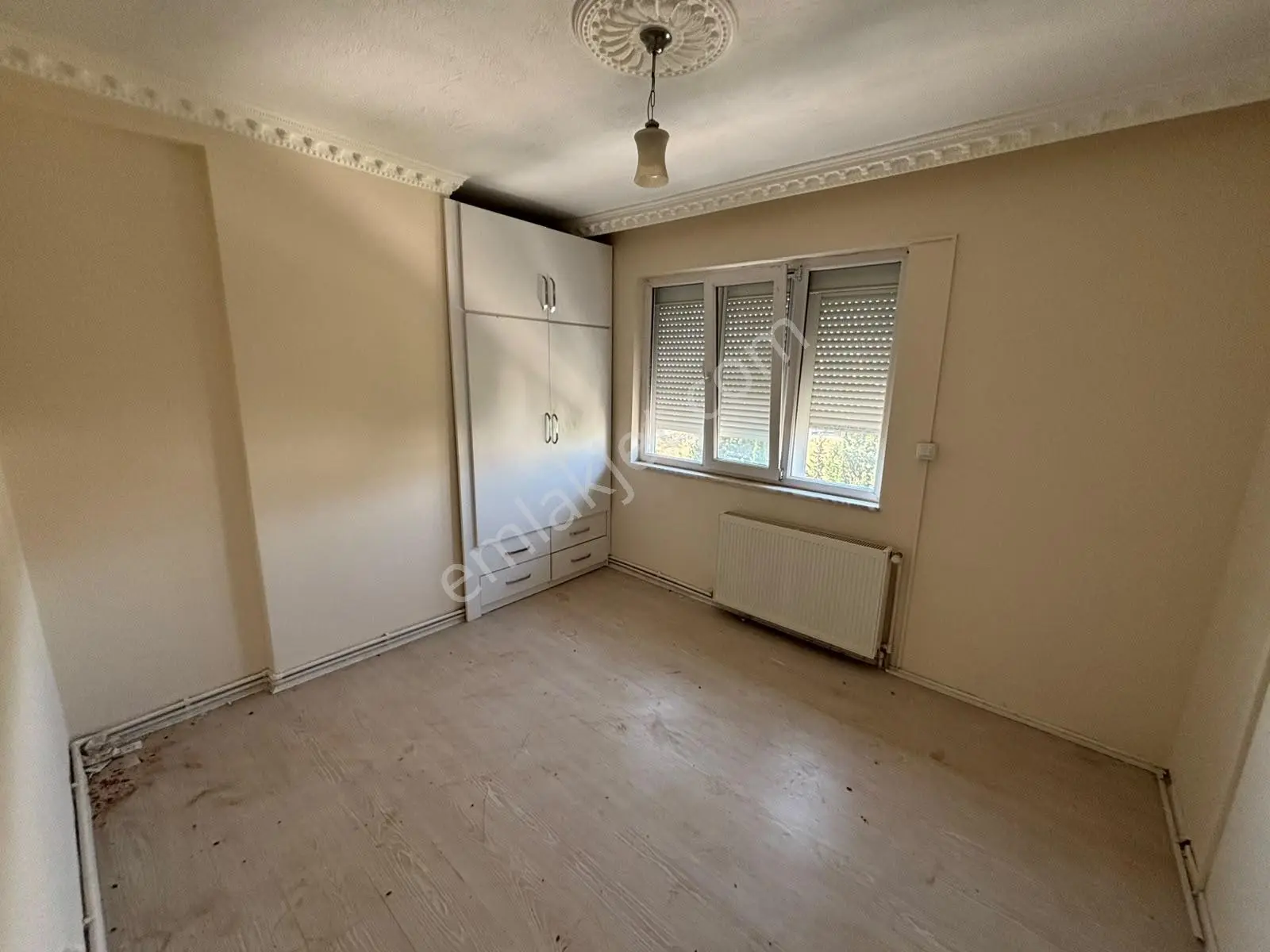 Usta Gayrimenkul'den Kiralık Doğalgazlı Cadde Üzerinde 2+1 Daire - Görsel 11