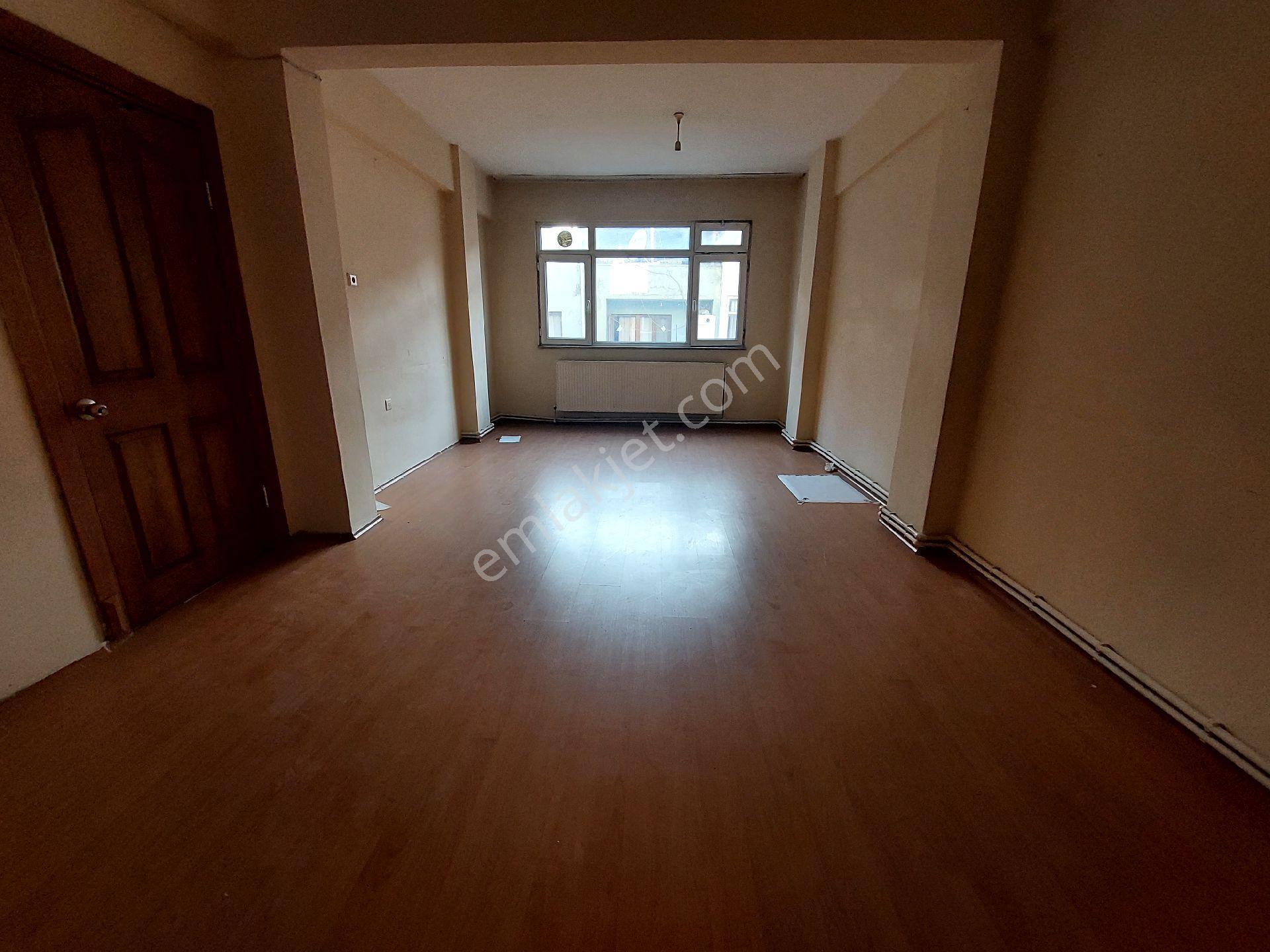Gazi Osman Paşa Fevzi Çakmak Mahallesinde Kiralık 2+1 95 M2 Daire