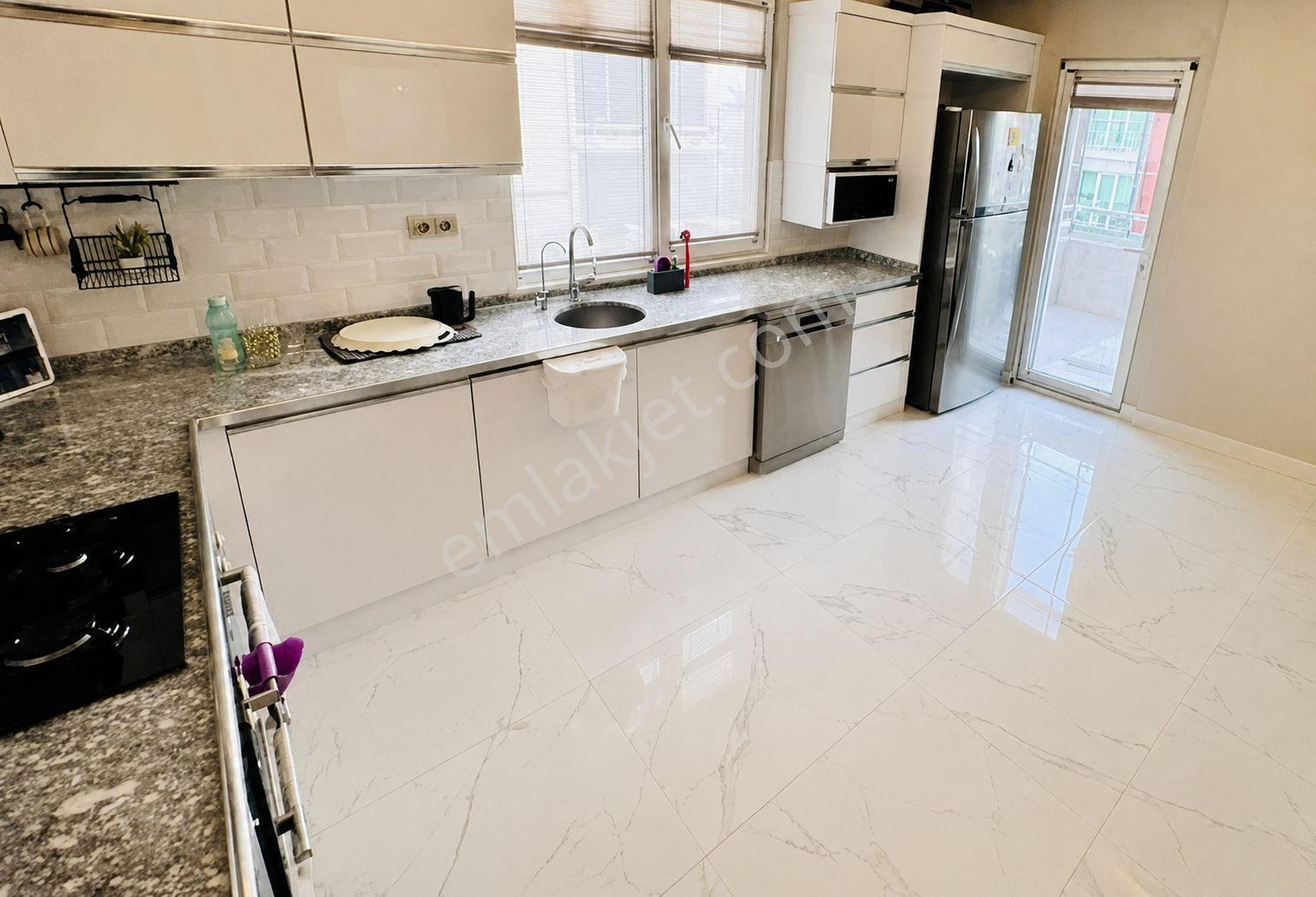 Bağcılar Meydanda Boş 2+1 Kiralık Mülk Sahibinden Daire - Görsel 4